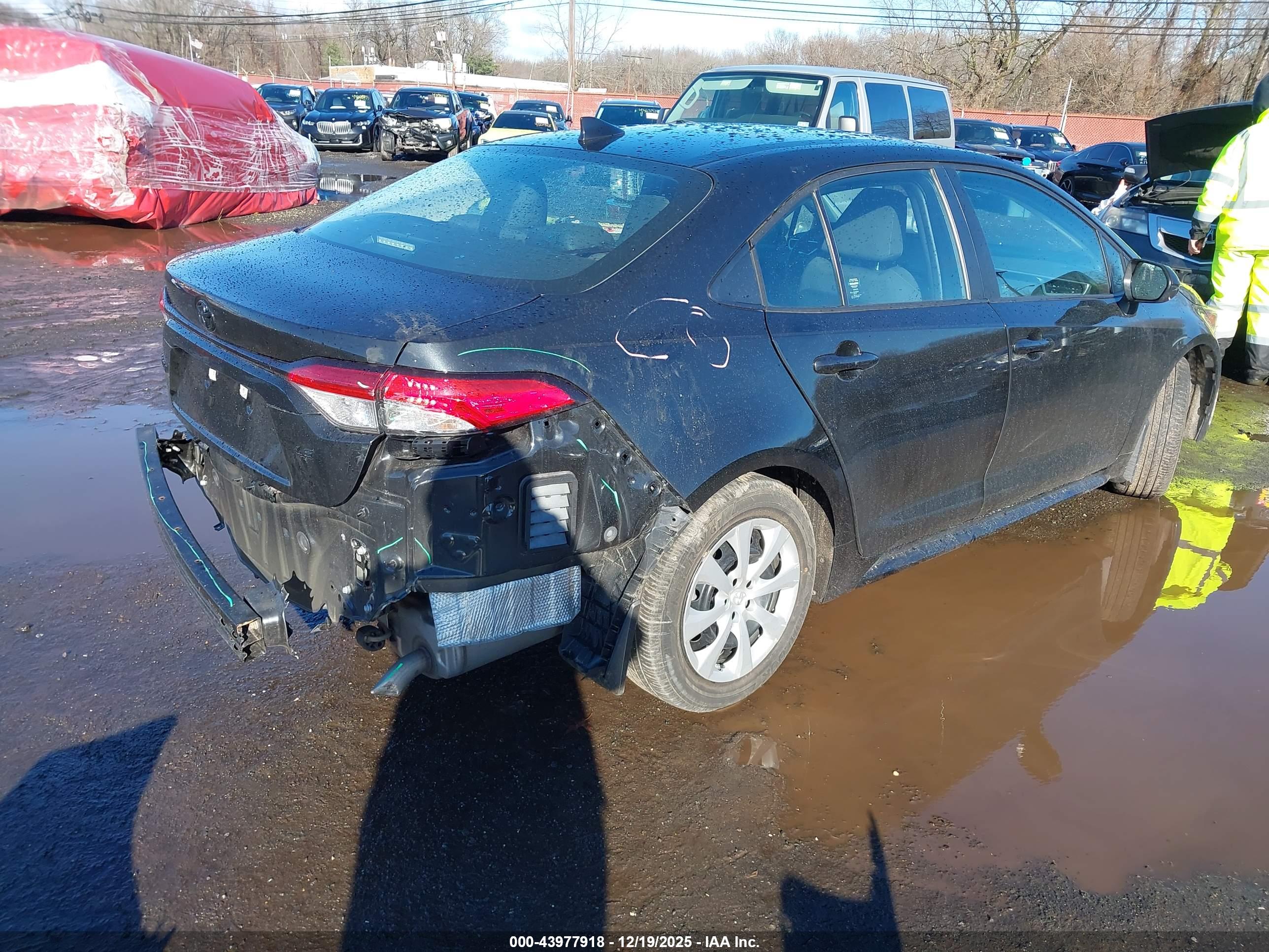 TOYOTA COROLLA image 4