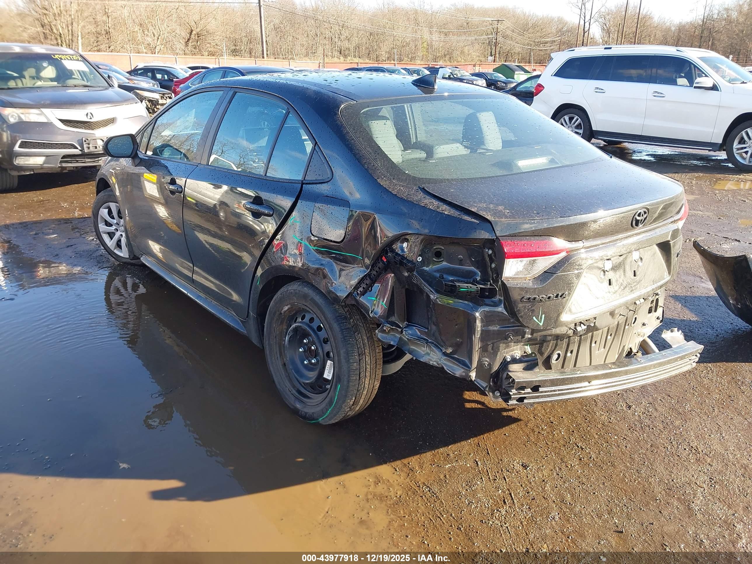 TOYOTA COROLLA image 6