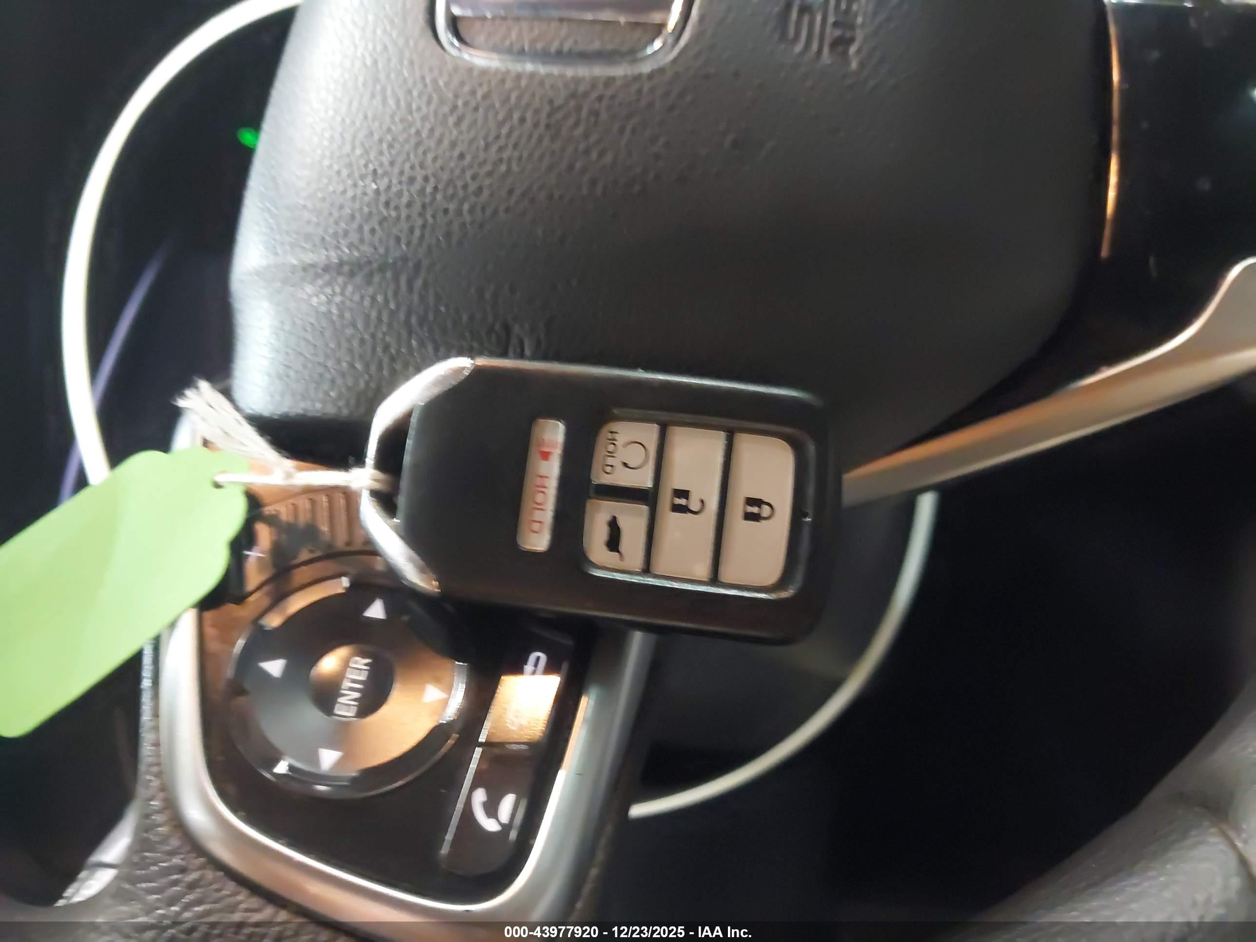 HONDA CR-V image 11