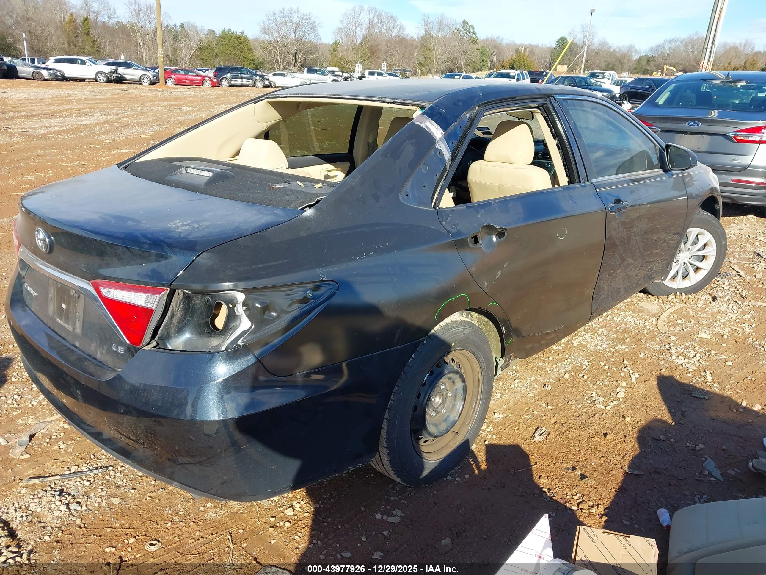 TOYOTA CAMRY image 4