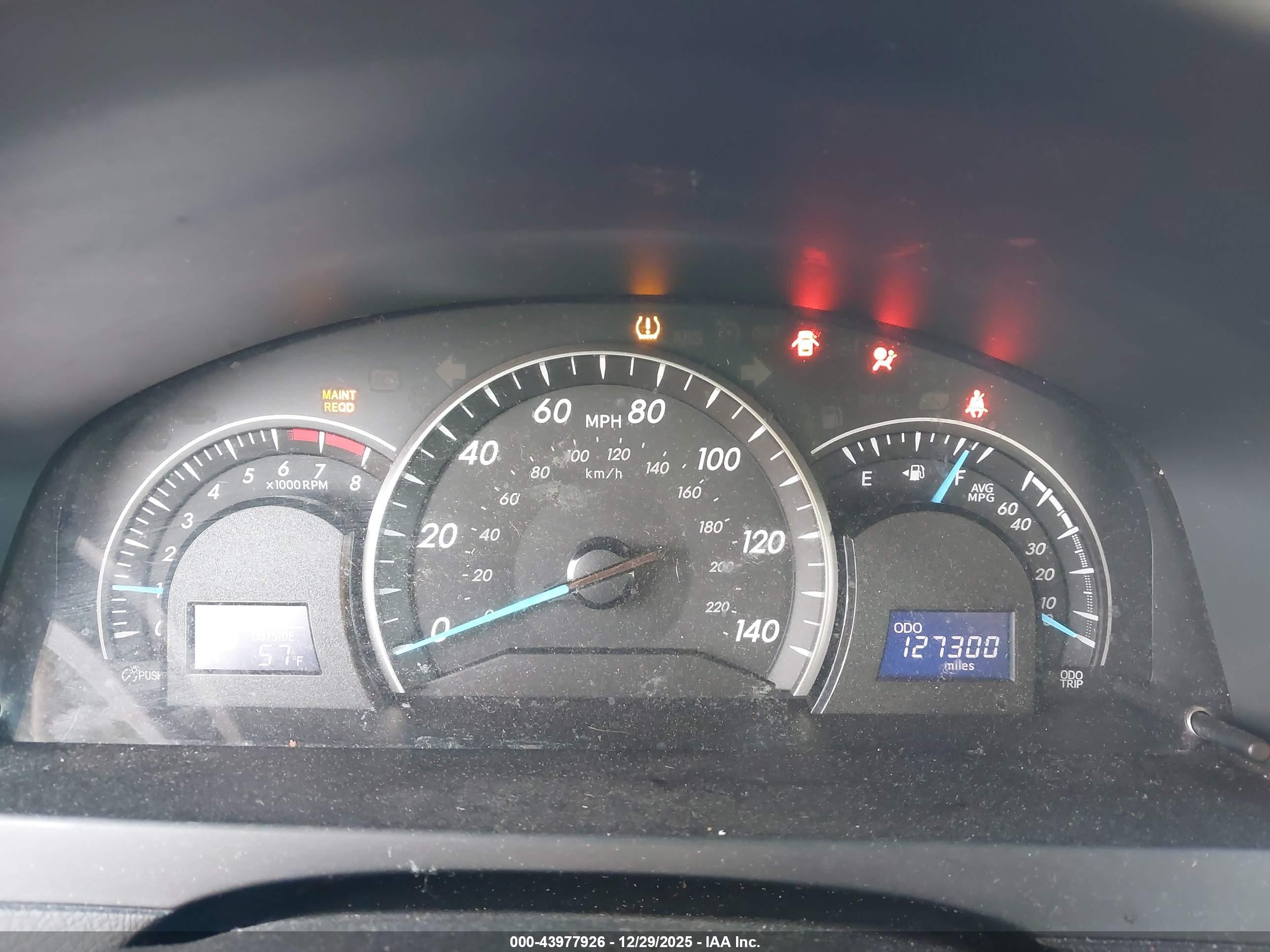 TOYOTA CAMRY image 7