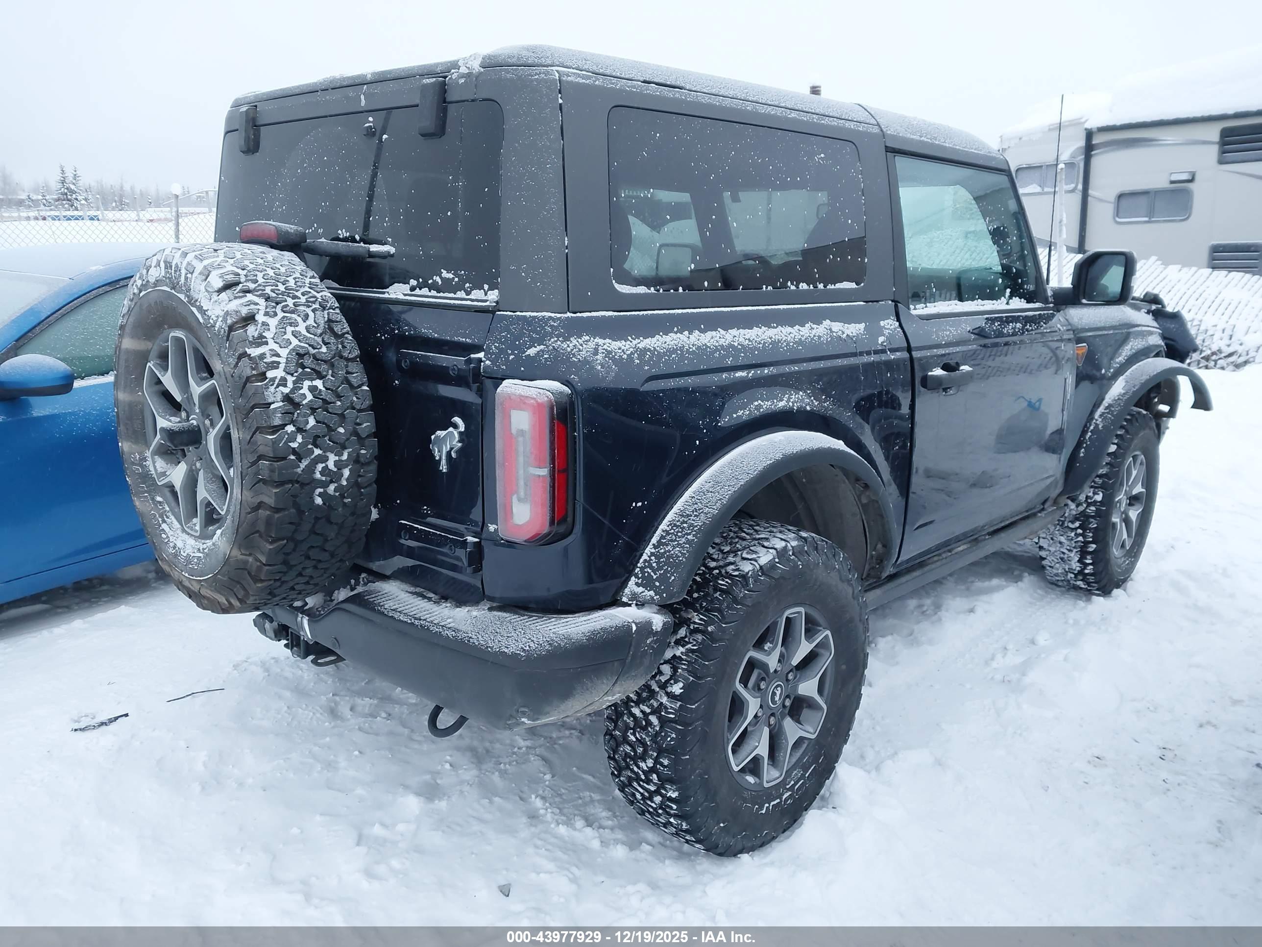 FORD BRONCO image 4