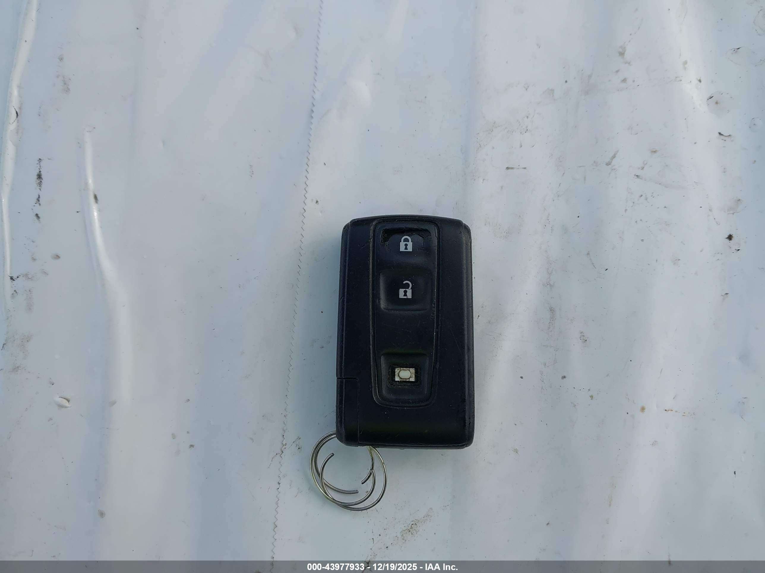 TOYOTA PRIUS image 11
