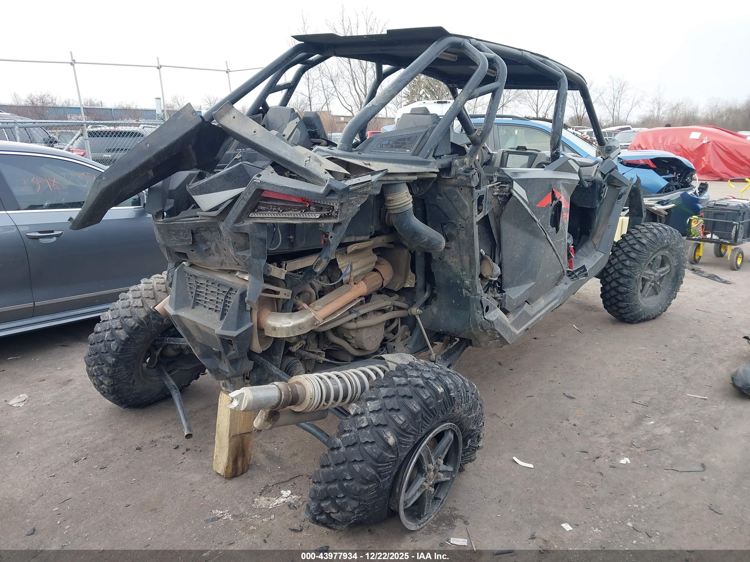 POLARIS RZR image 4