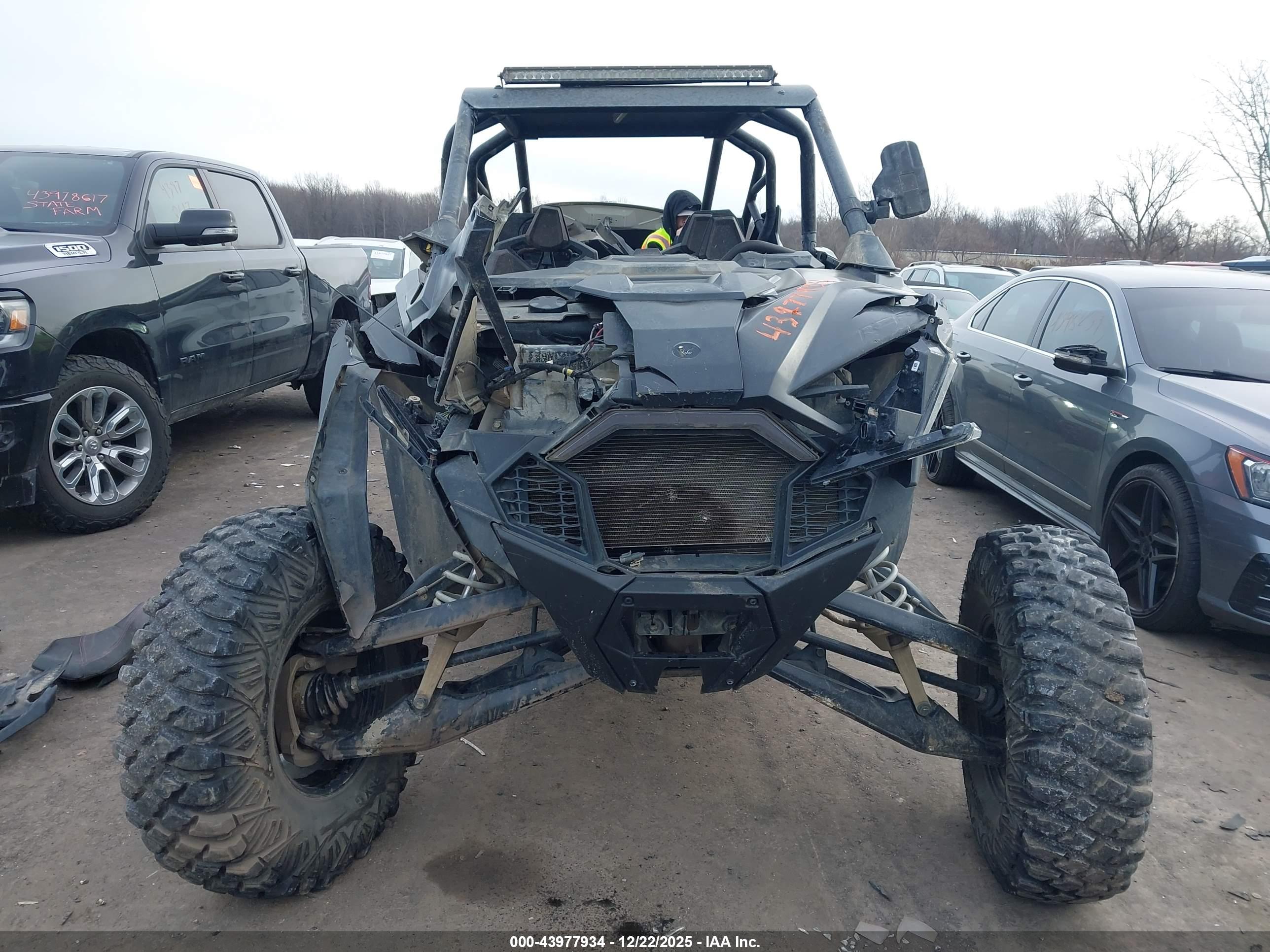 POLARIS RZR image 5