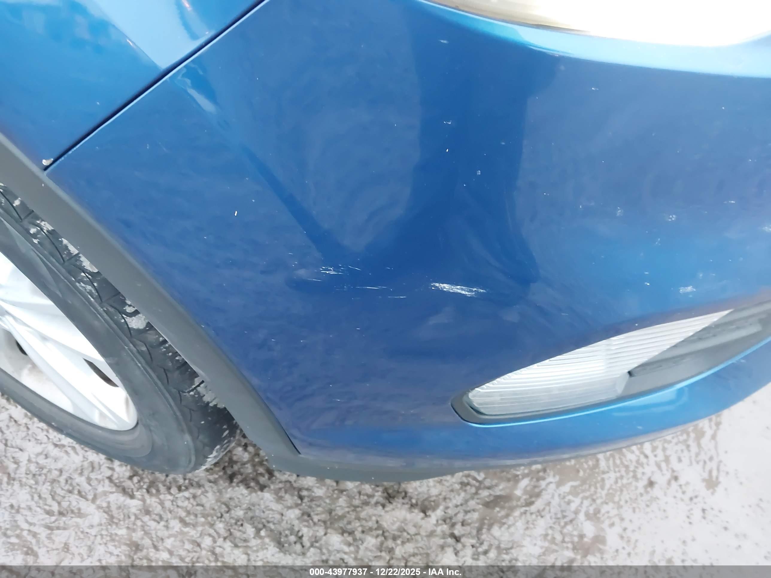 FORD ESCAPE image 6