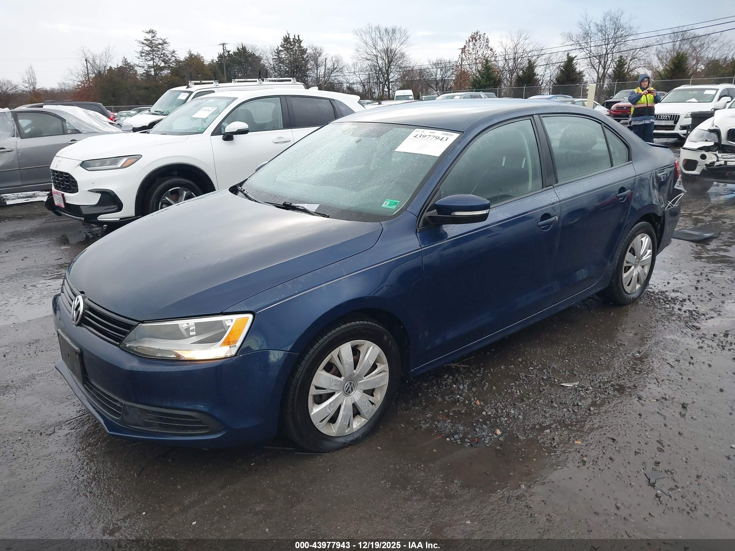 VOLKSWAGEN JETTA image 2