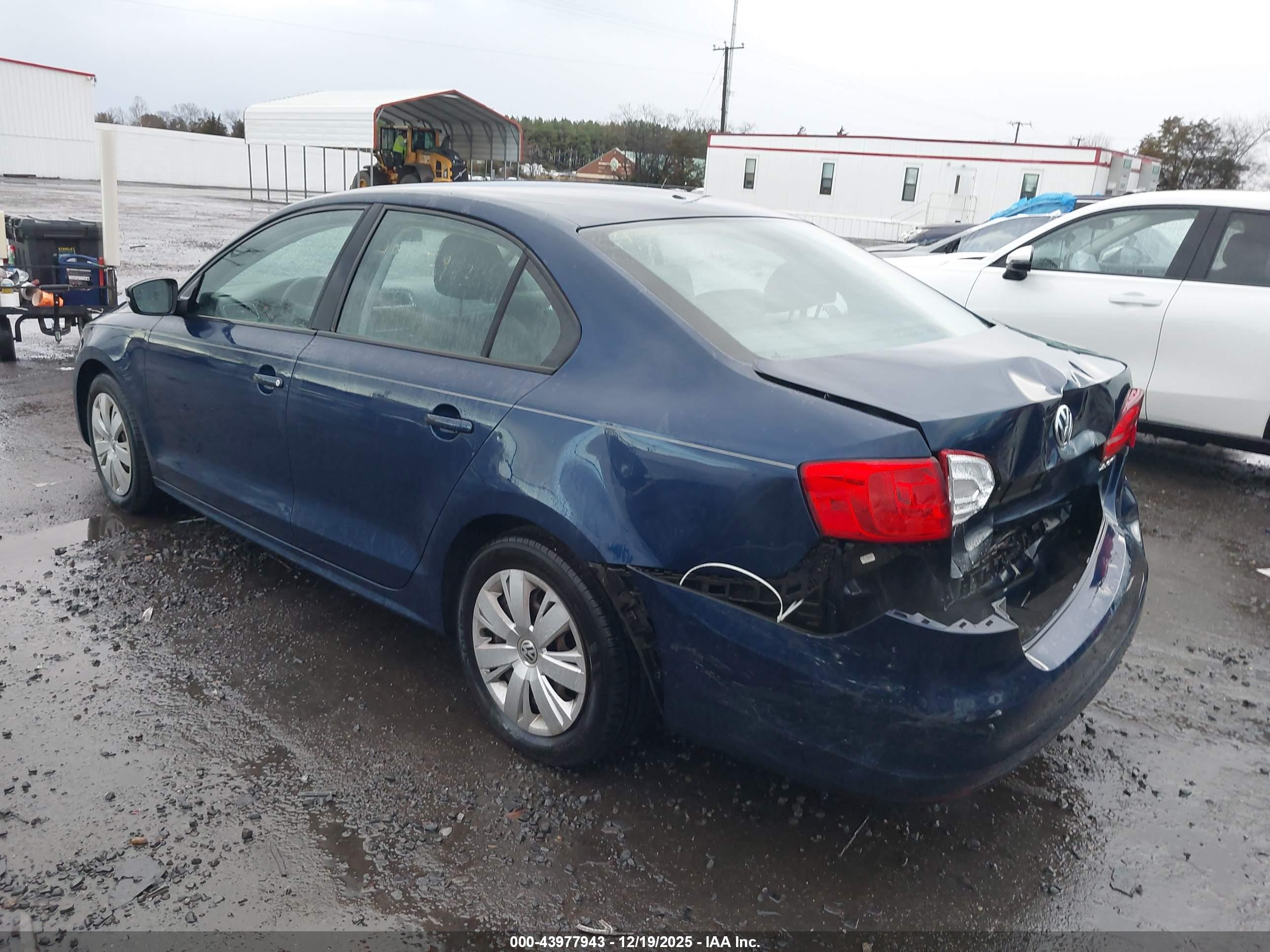VOLKSWAGEN JETTA image 3