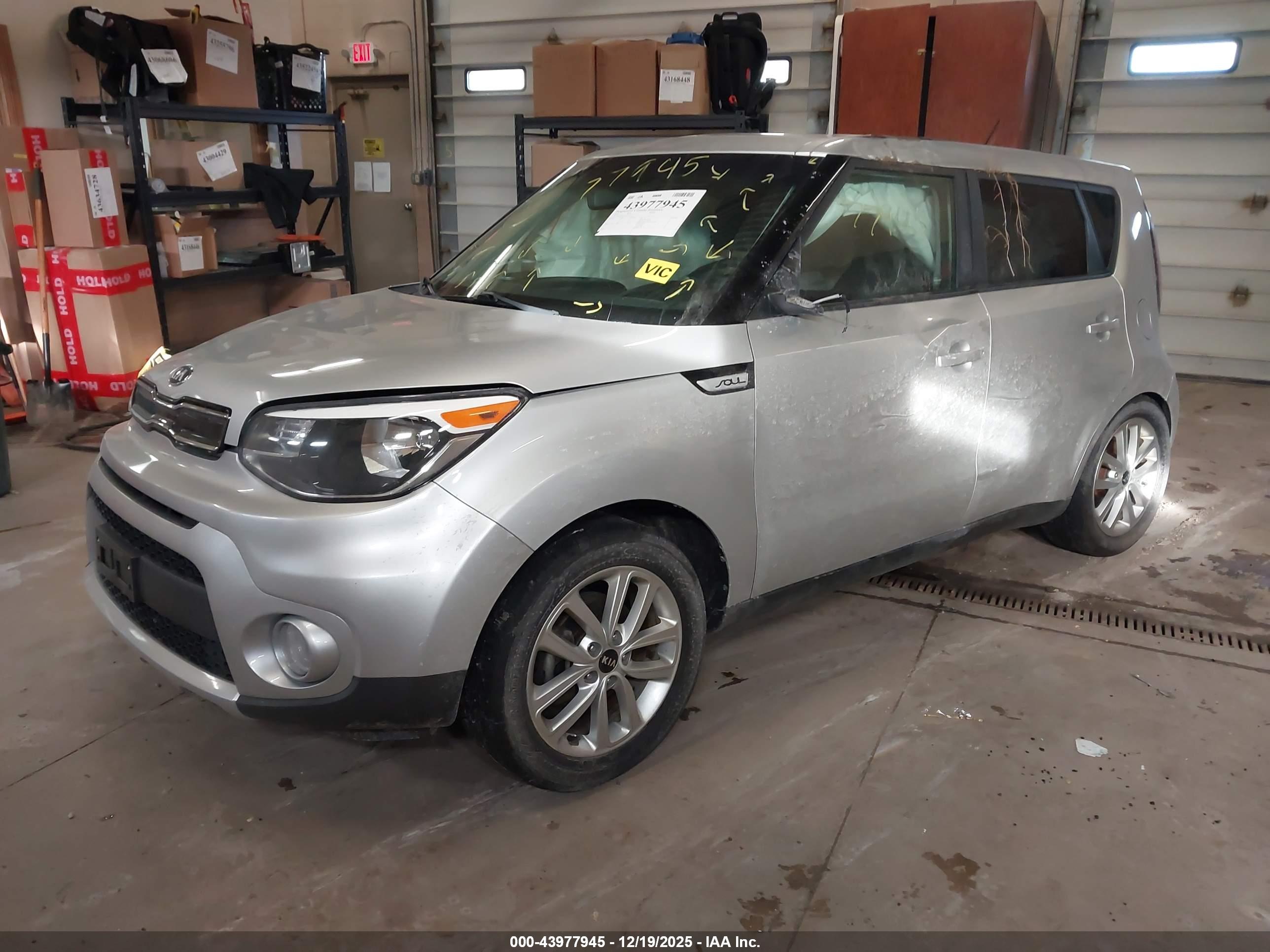 KIA SOUL image 2