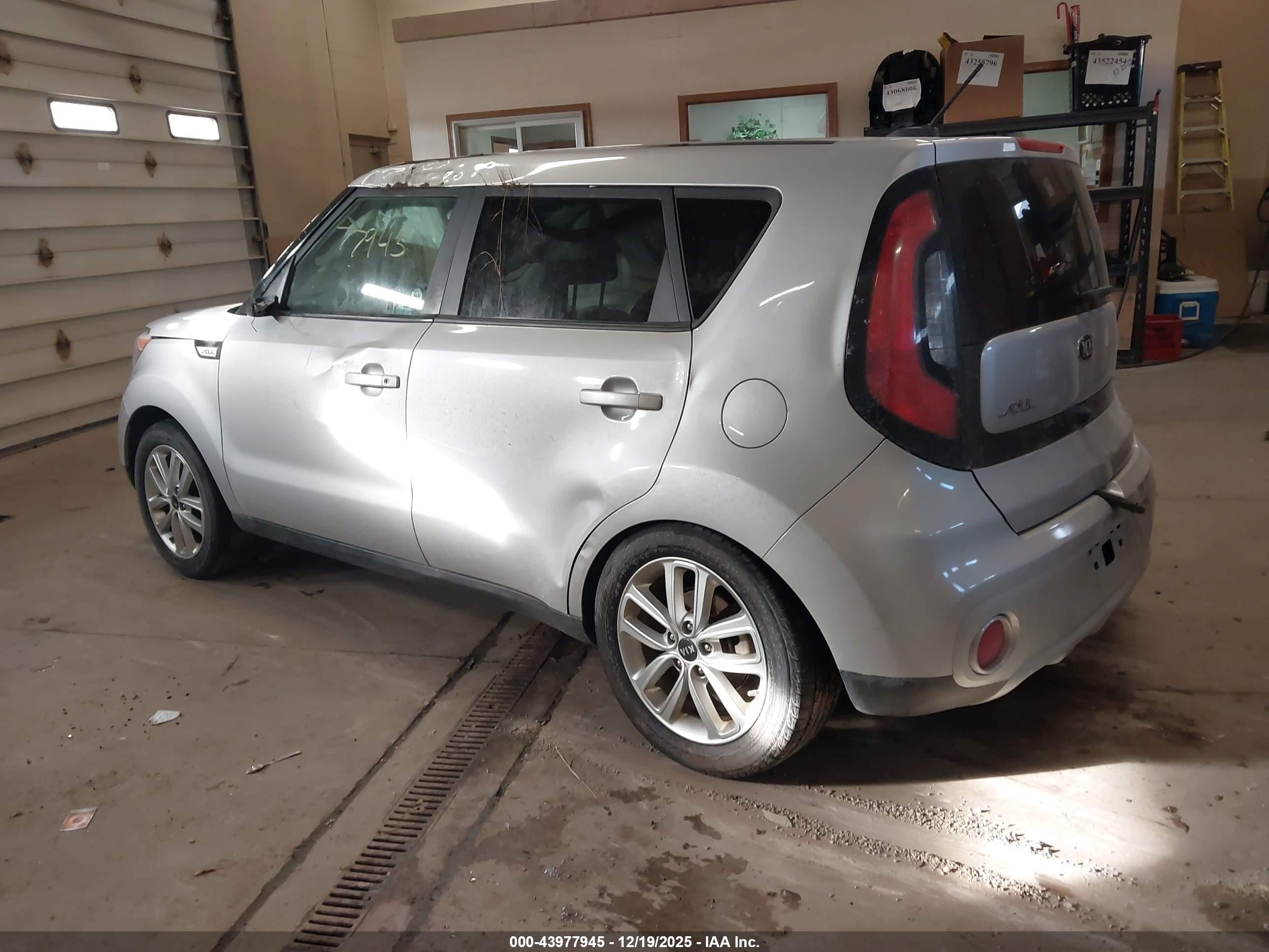 KIA SOUL image 3