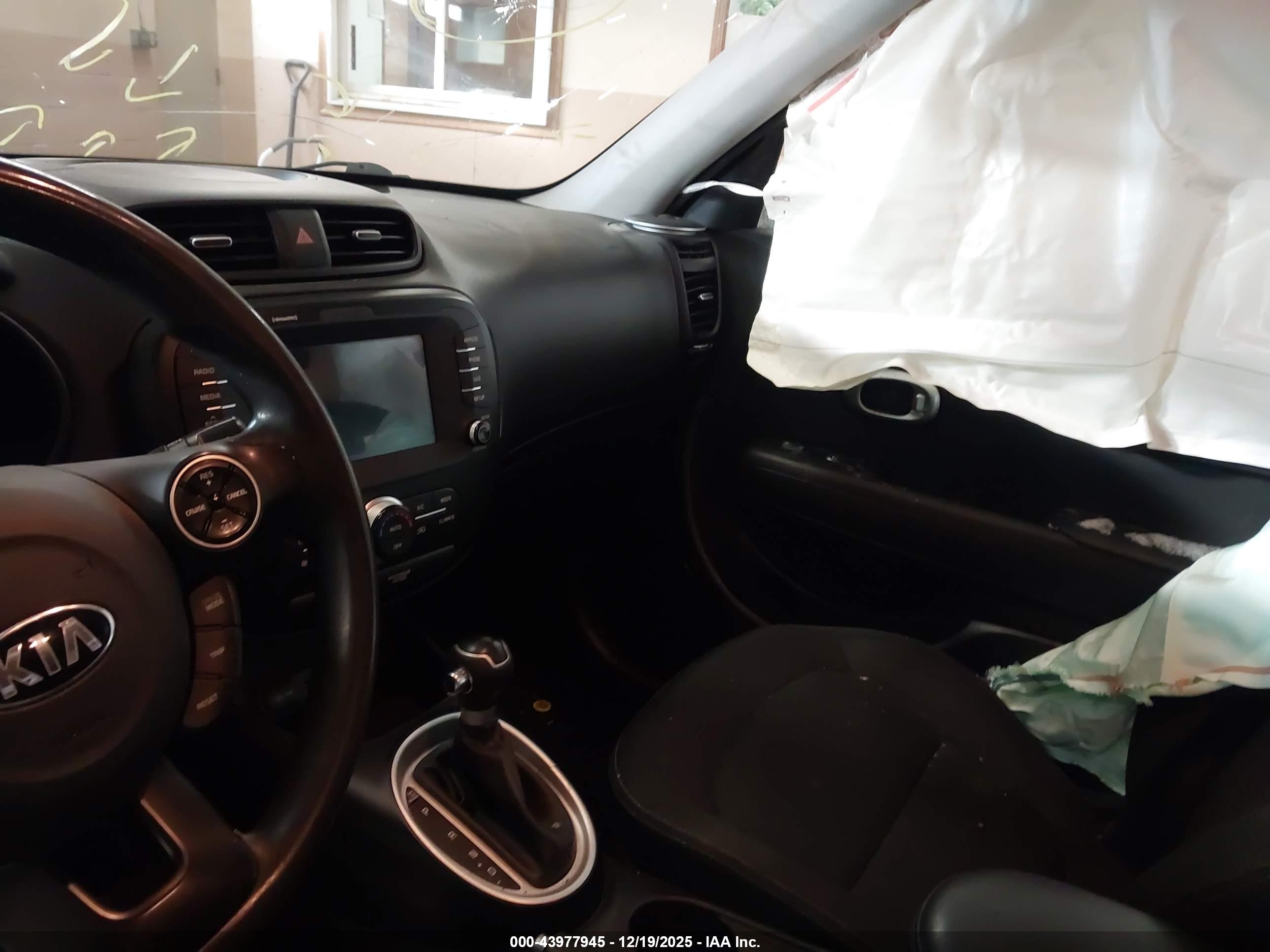 KIA SOUL image 5