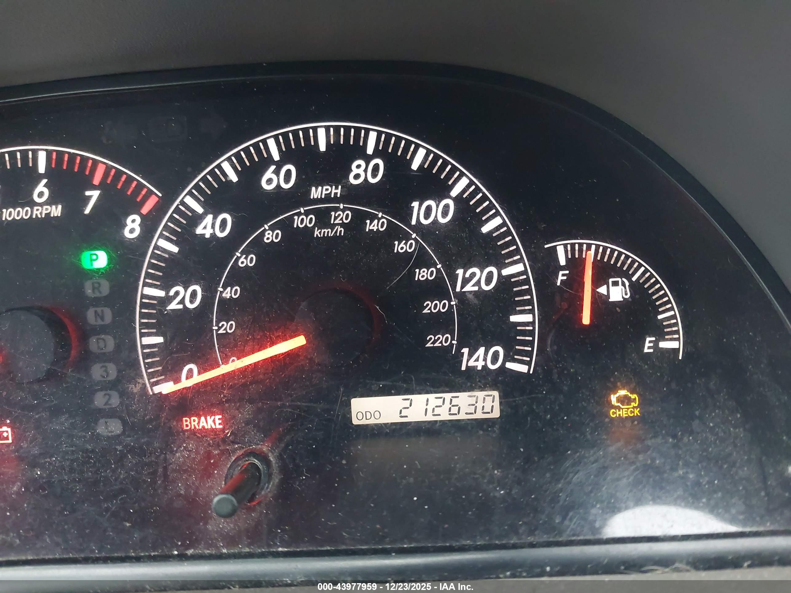 TOYOTA CAMRY image 7