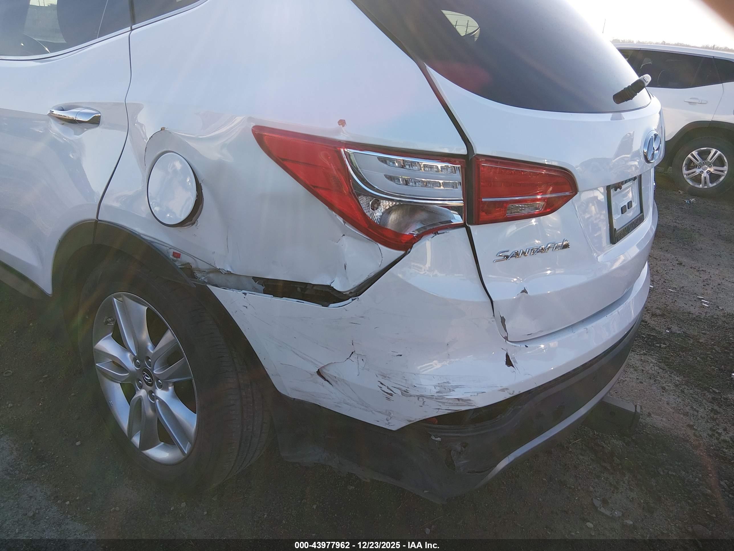 HYUNDAI SANTA image 6