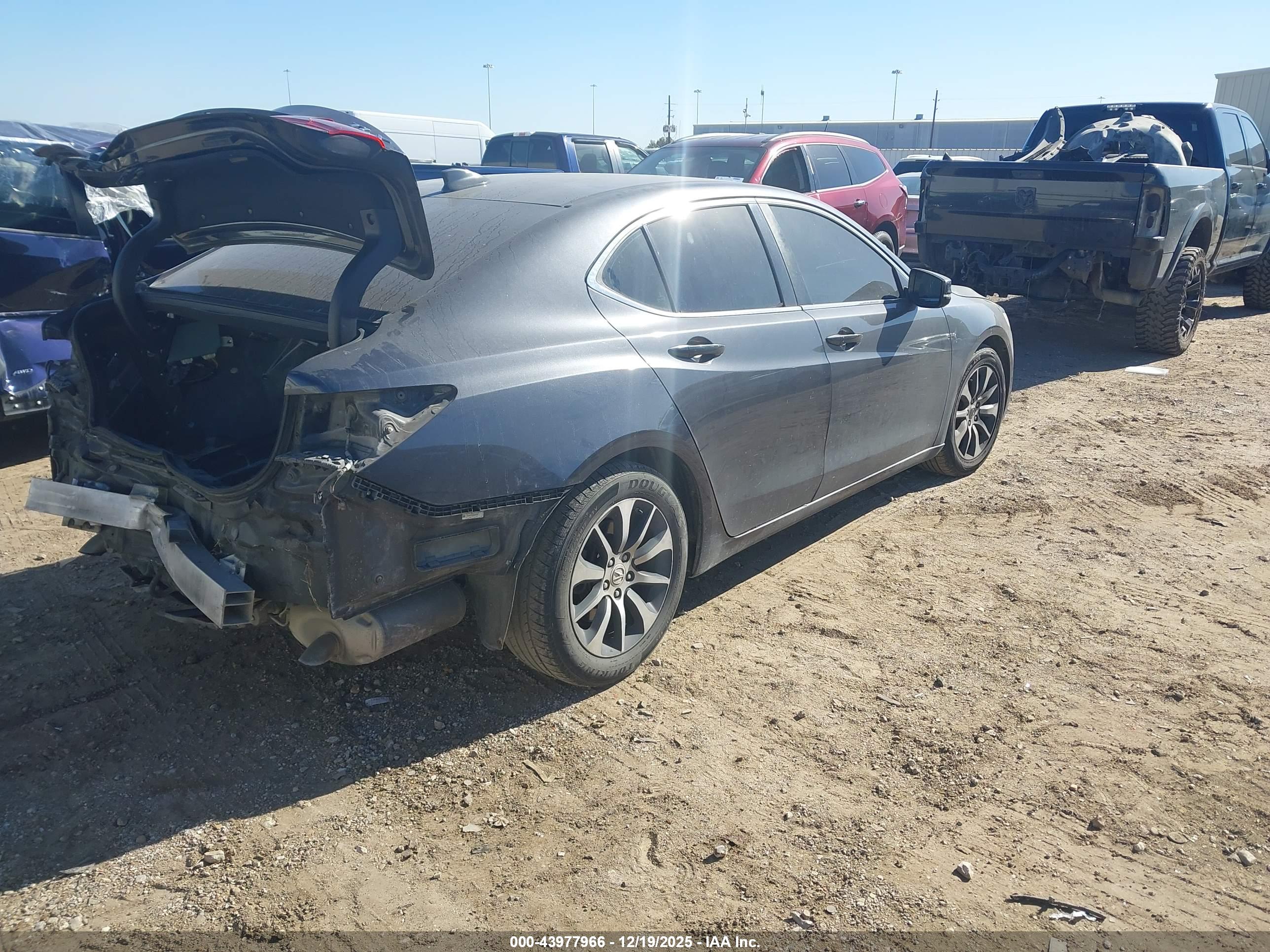 ACURA TLX image 4