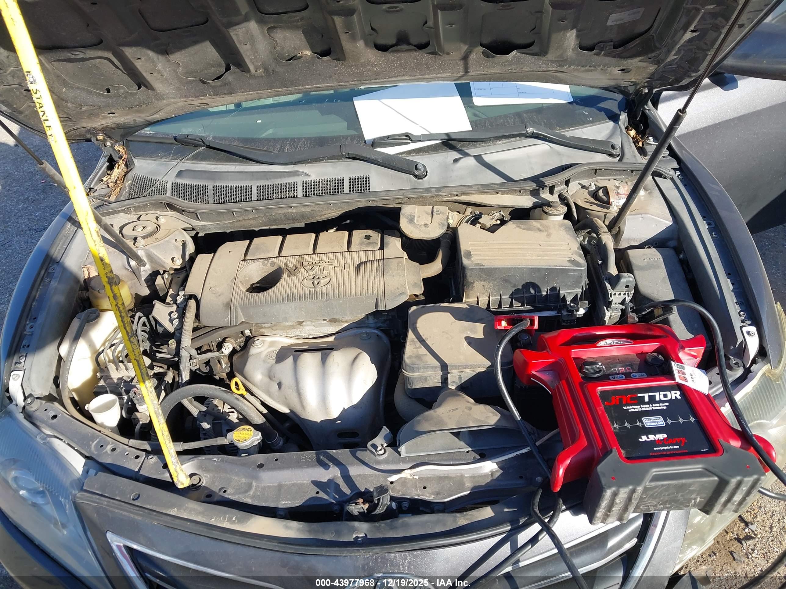 TOYOTA CAMRY image 10