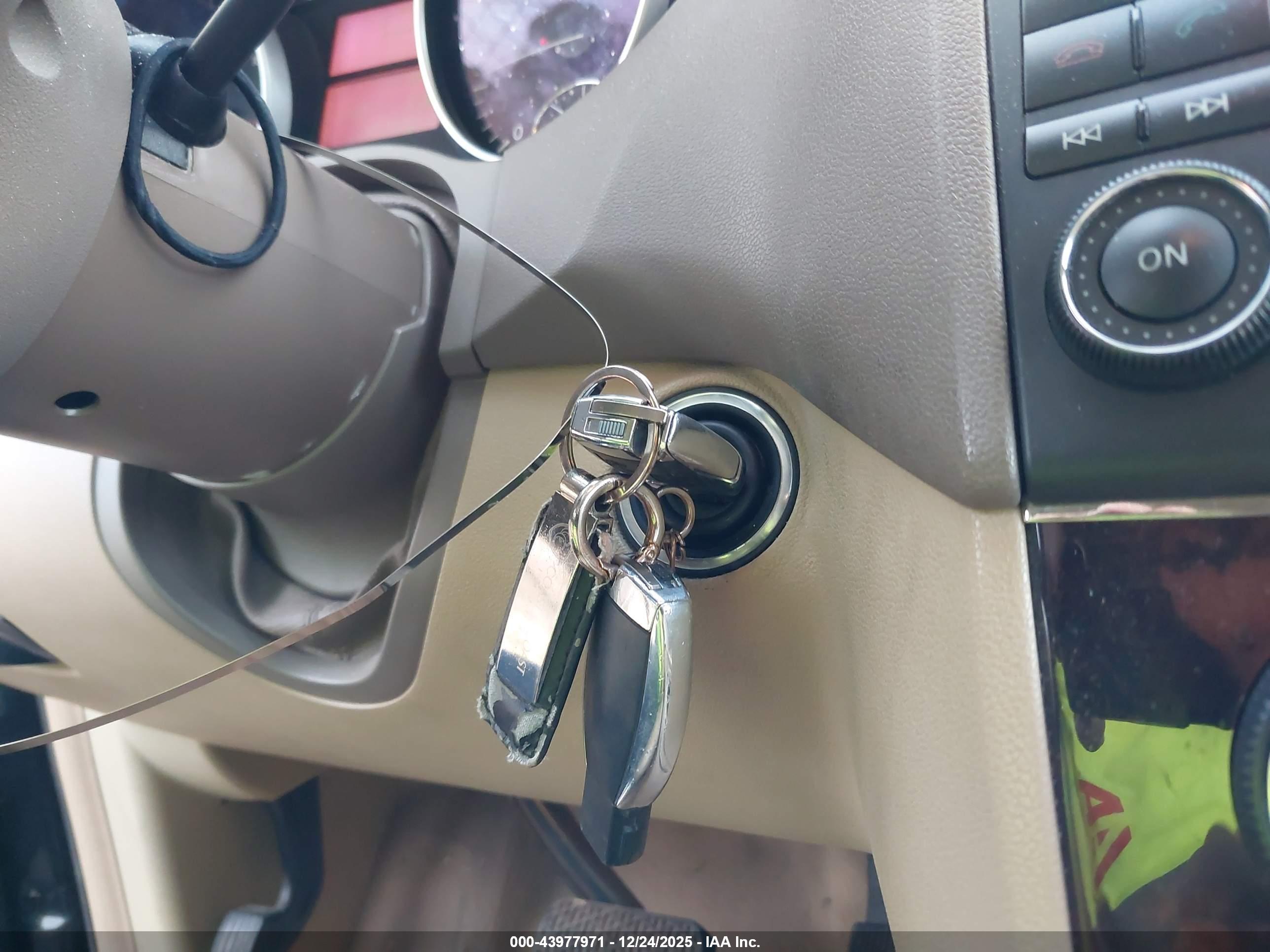 MERCEDES-BENZ ML image 11