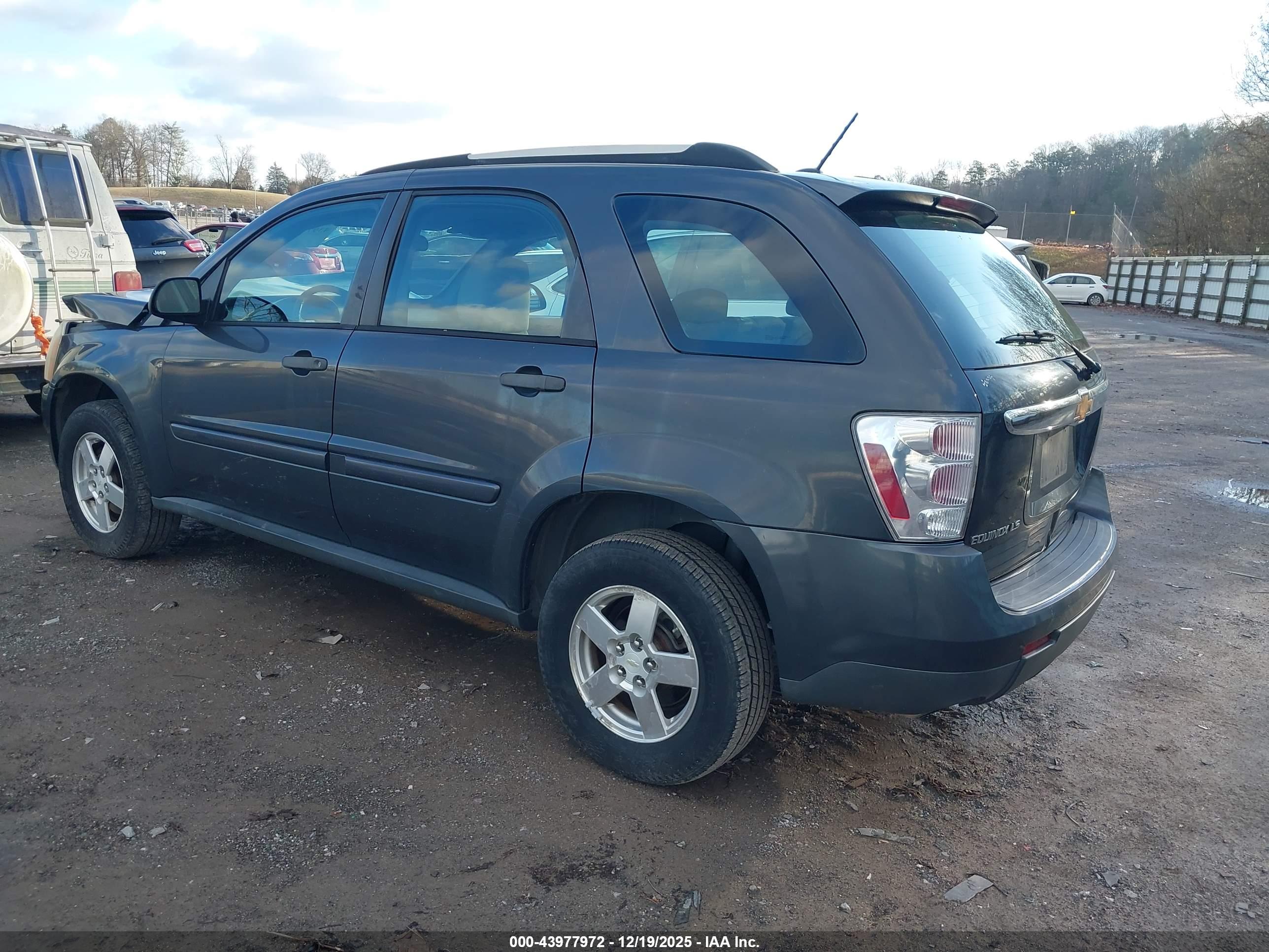 CHEVROLET EQUINOX image 3