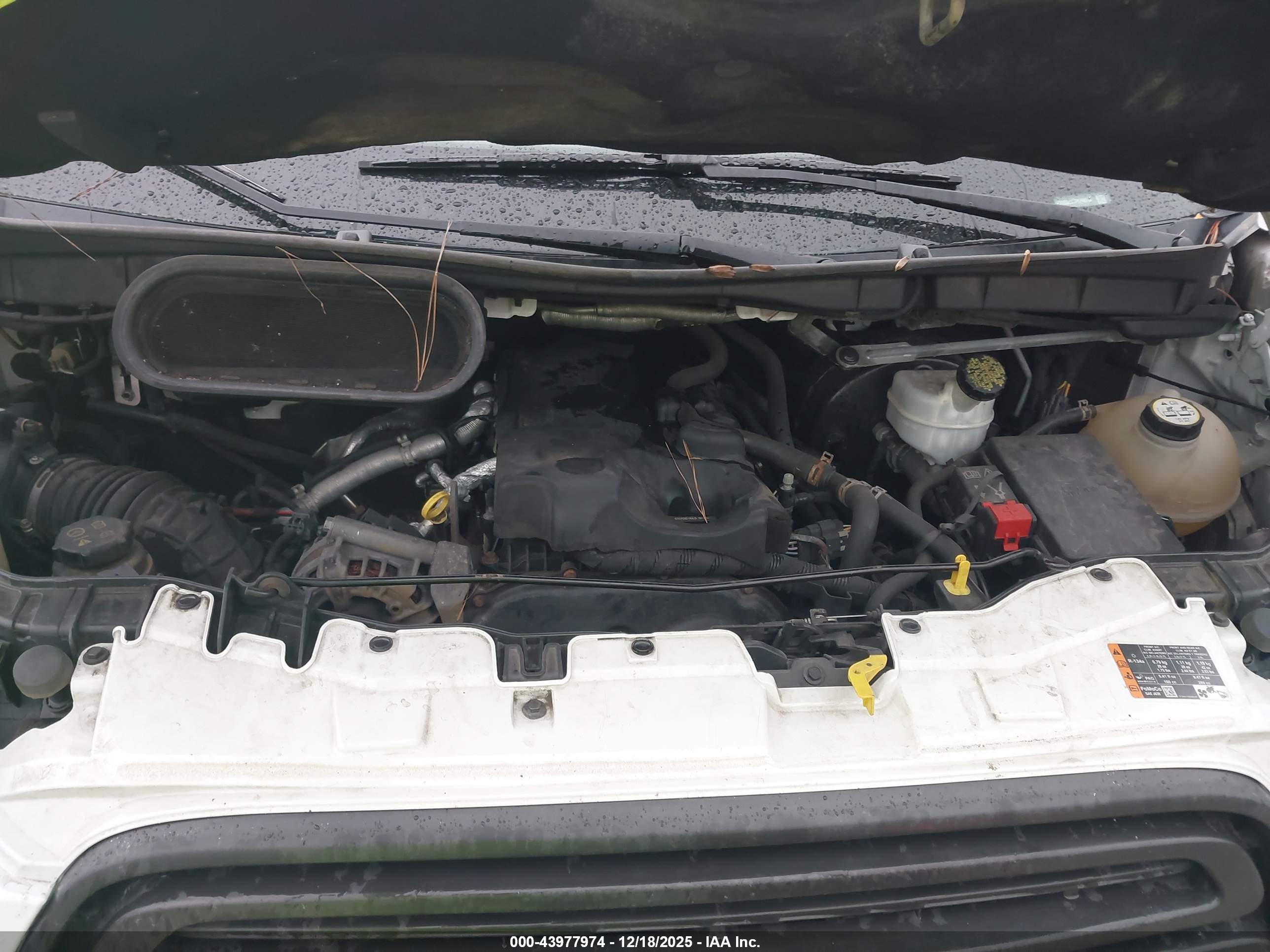 FORD TRANSIT-250 image 10