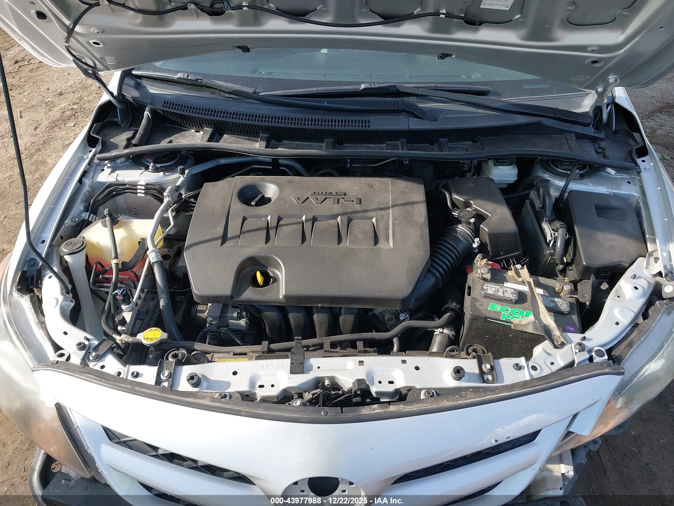 TOYOTA COROLLA image 10
