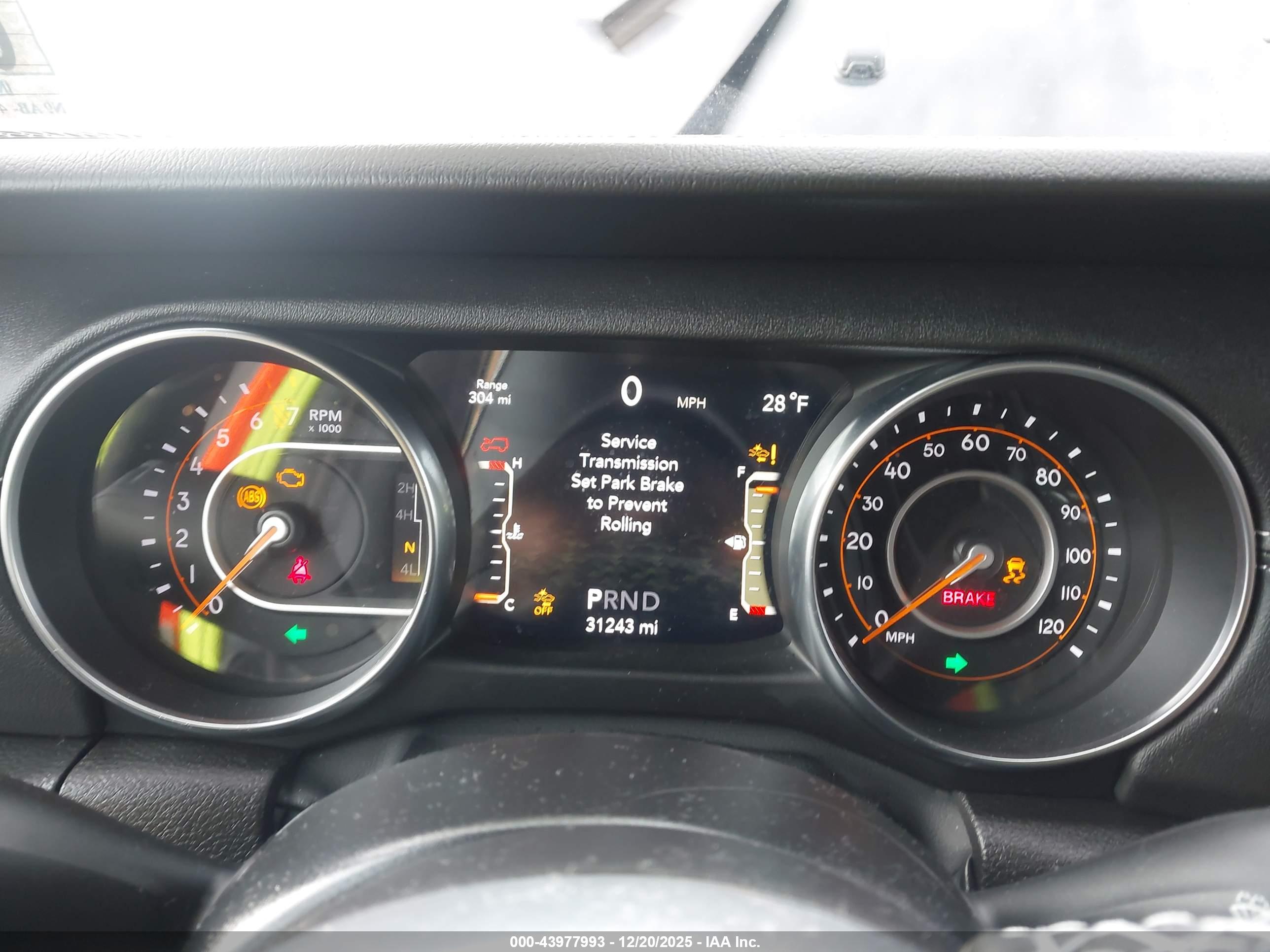 JEEP WRANGLER image 7