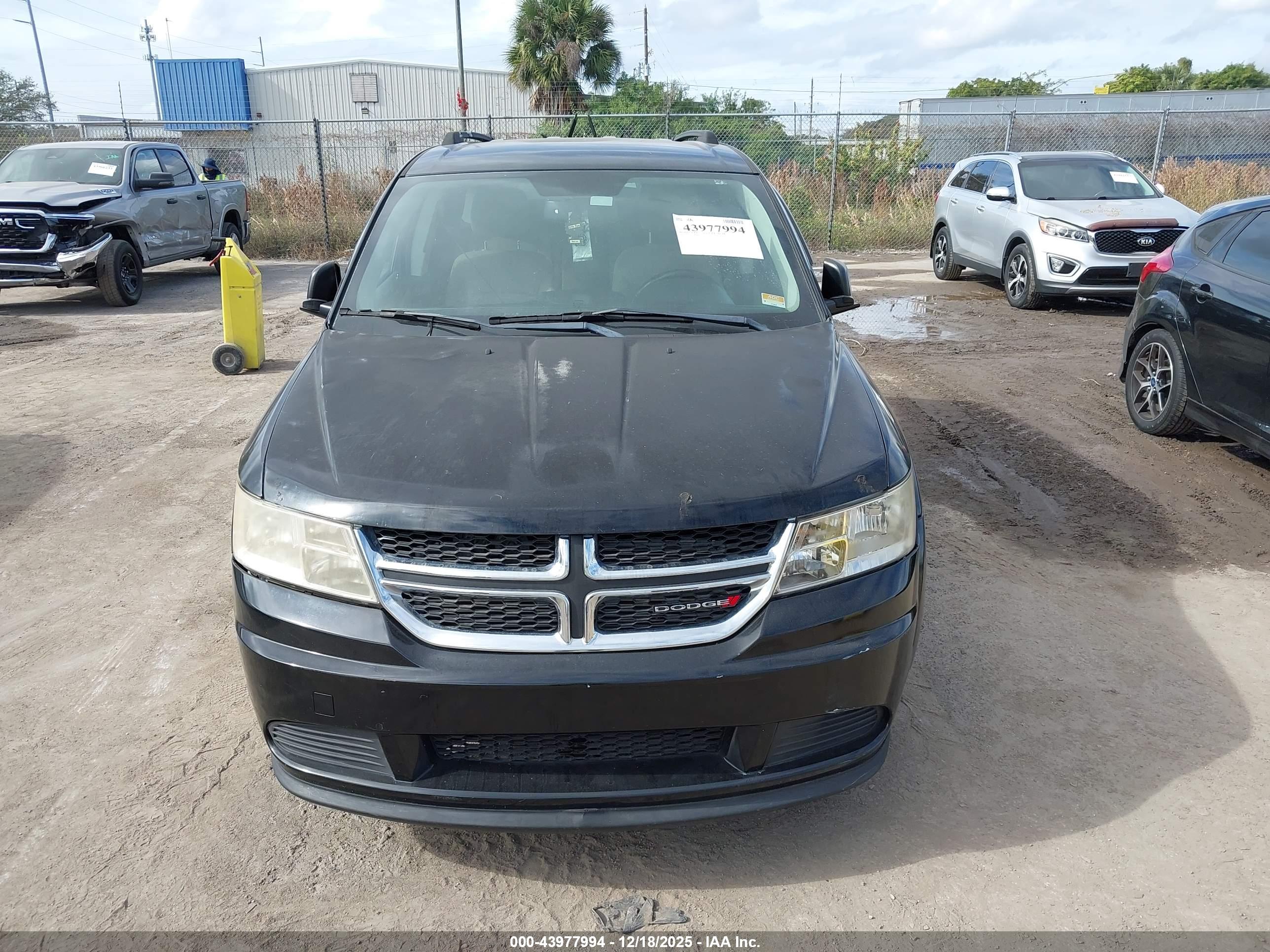 DODGE JOURNEY image 6