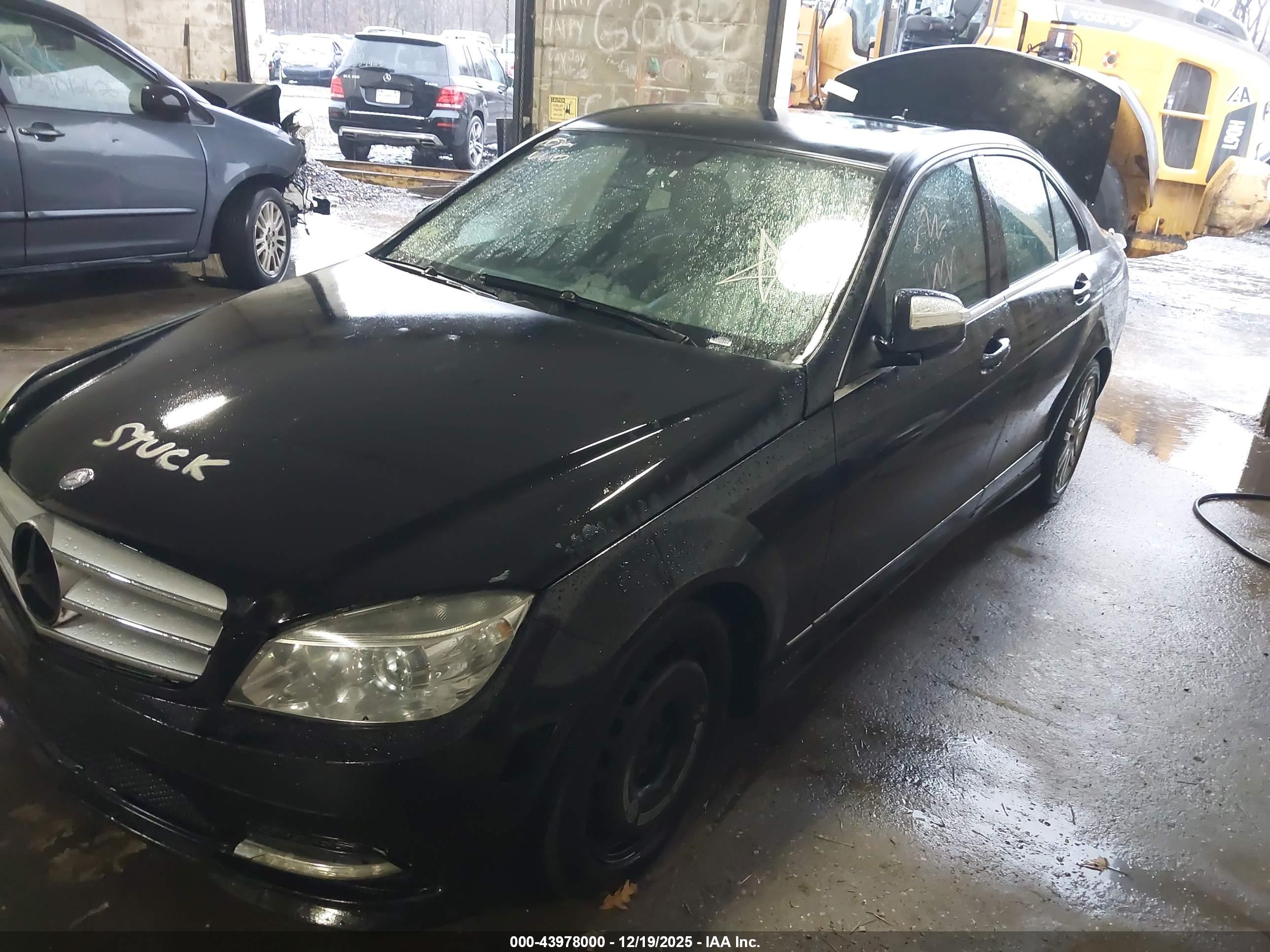 MERCEDES-BENZ C image 2