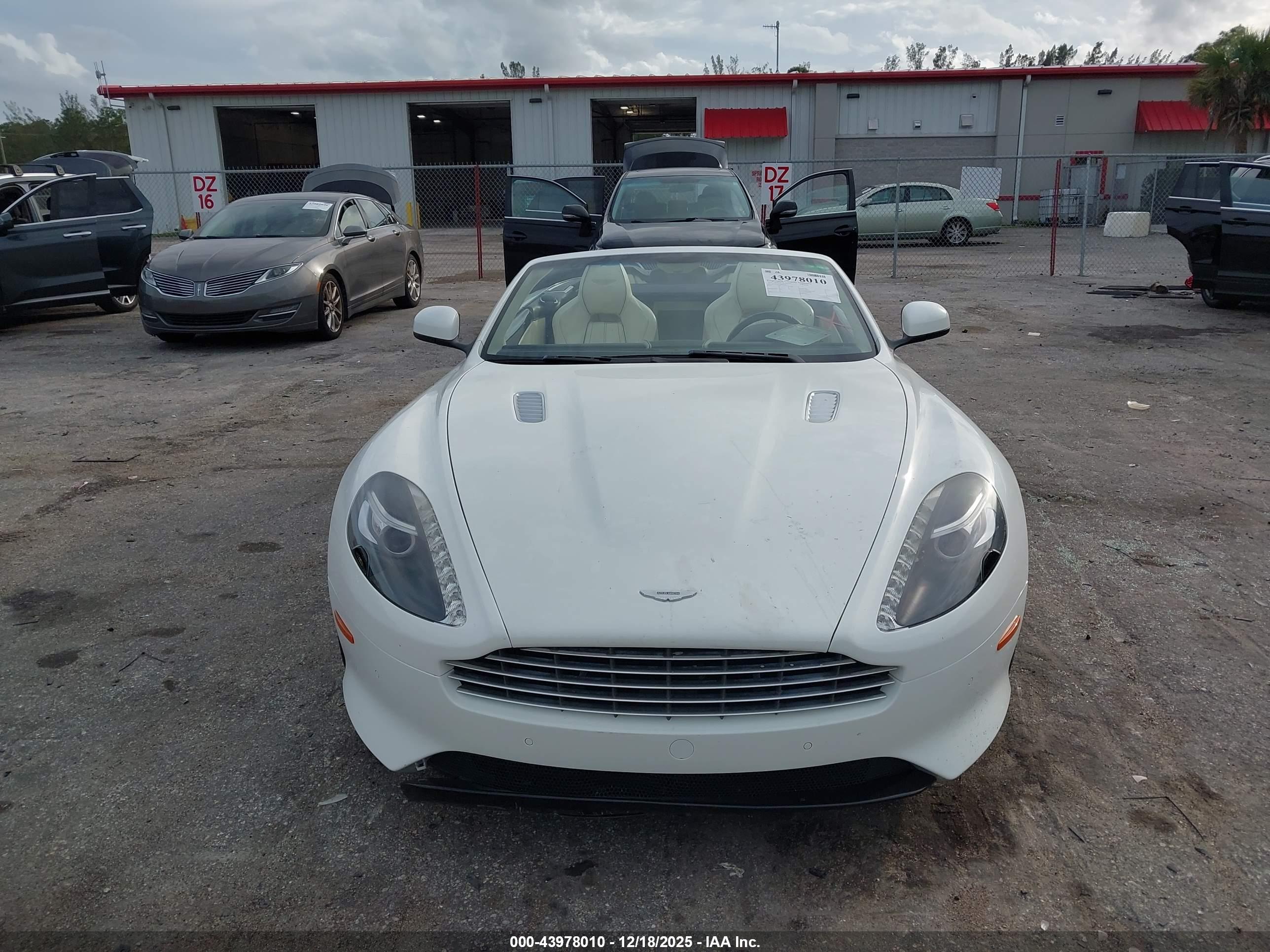 ASTON MARTIN image 6