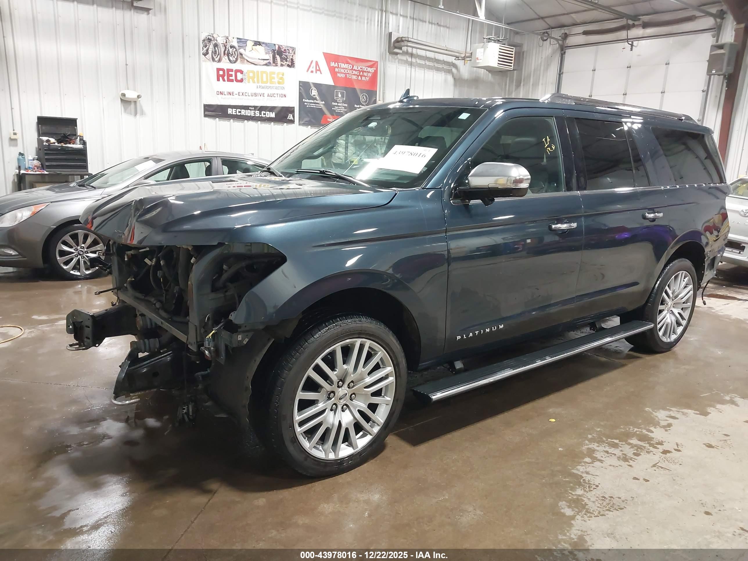 FORD EXPEDITION image 2