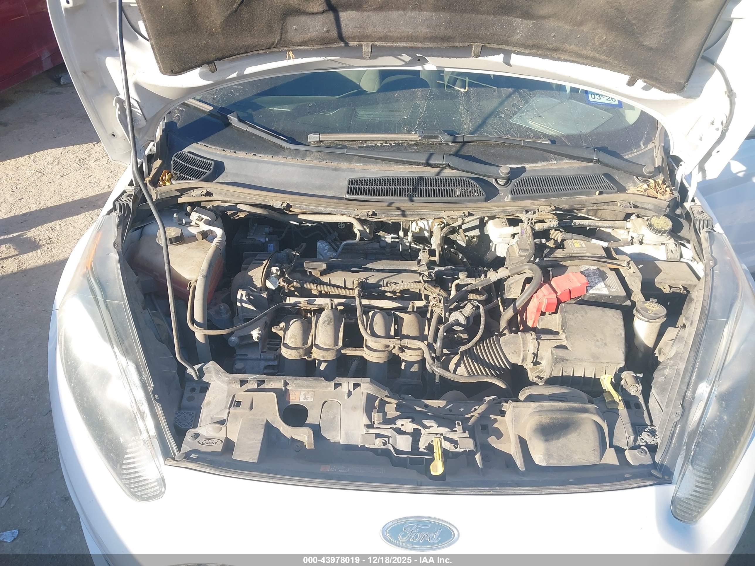 FORD FIESTA image 10