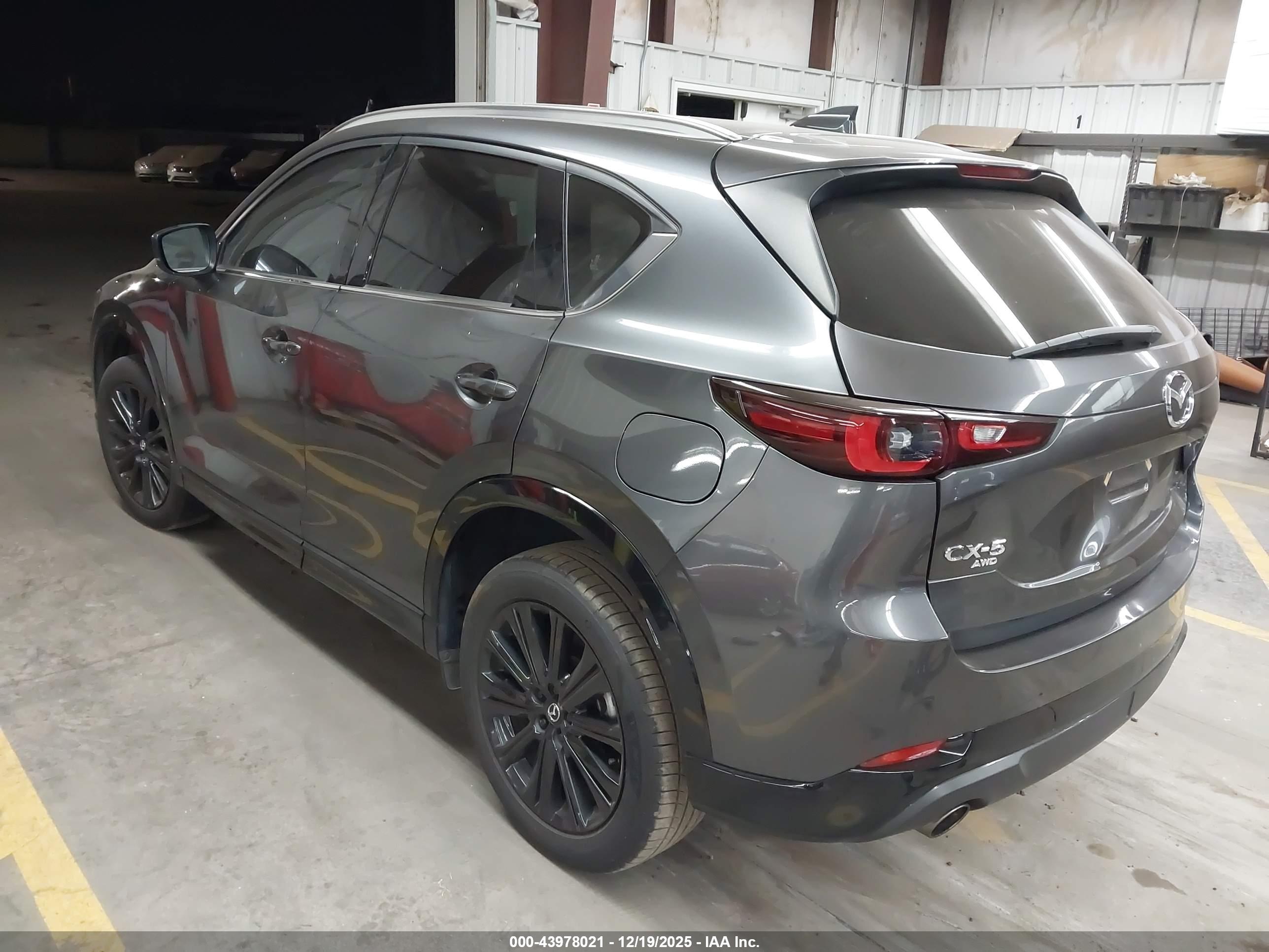 MAZDA CX-5 image 3