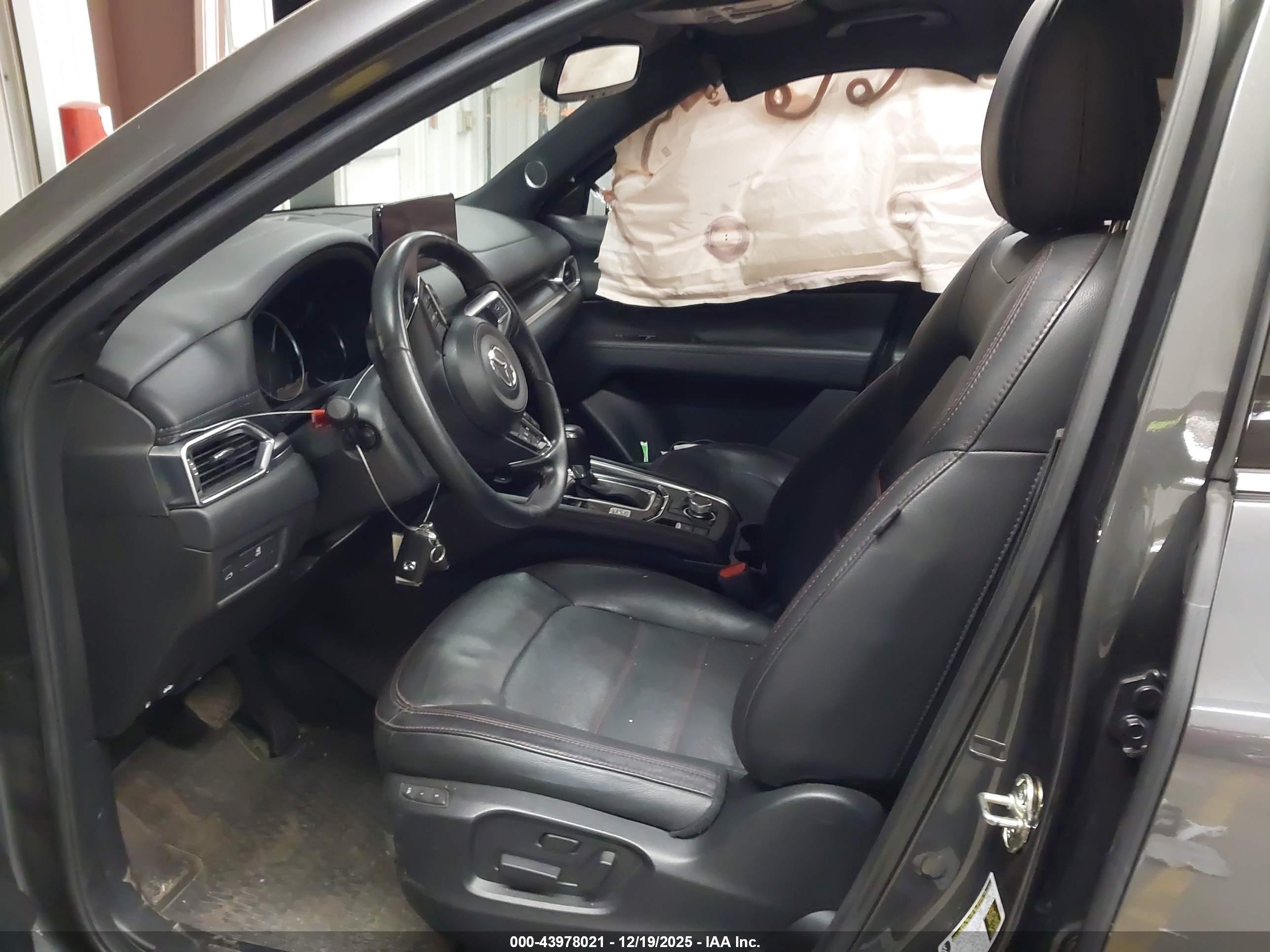 MAZDA CX-5 image 5
