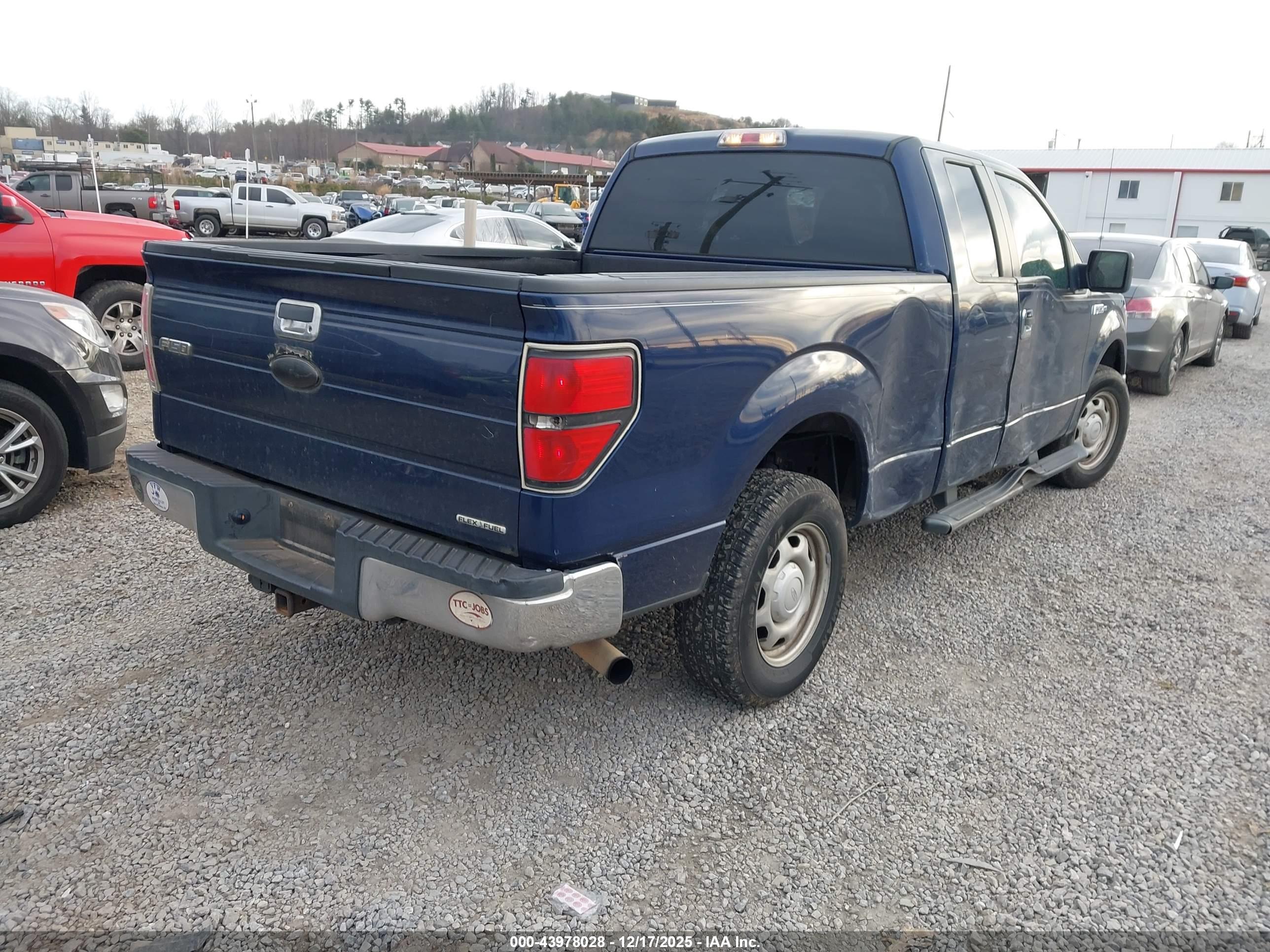 FORD F-150 image 4