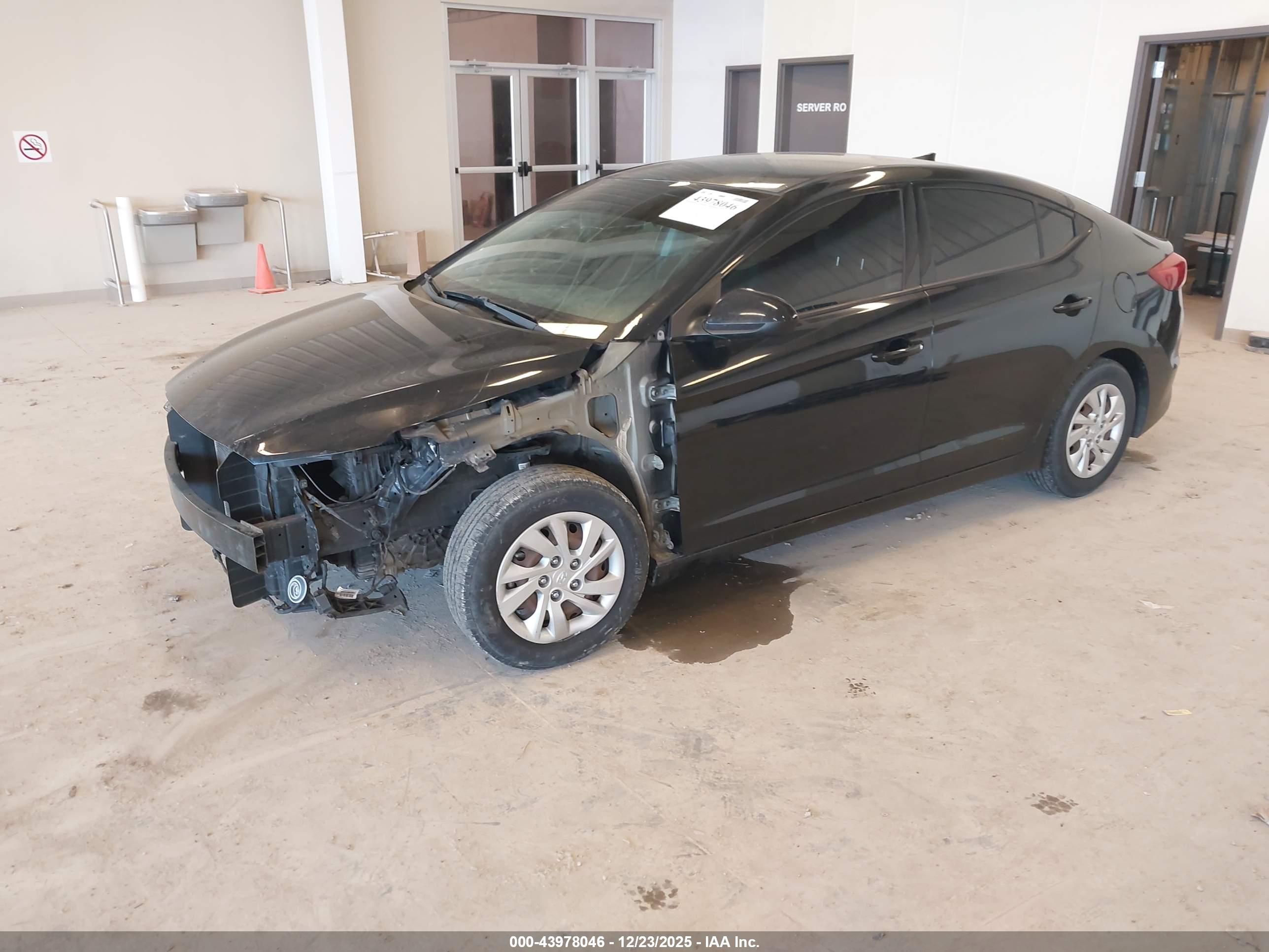 HYUNDAI ELANTRA image 2