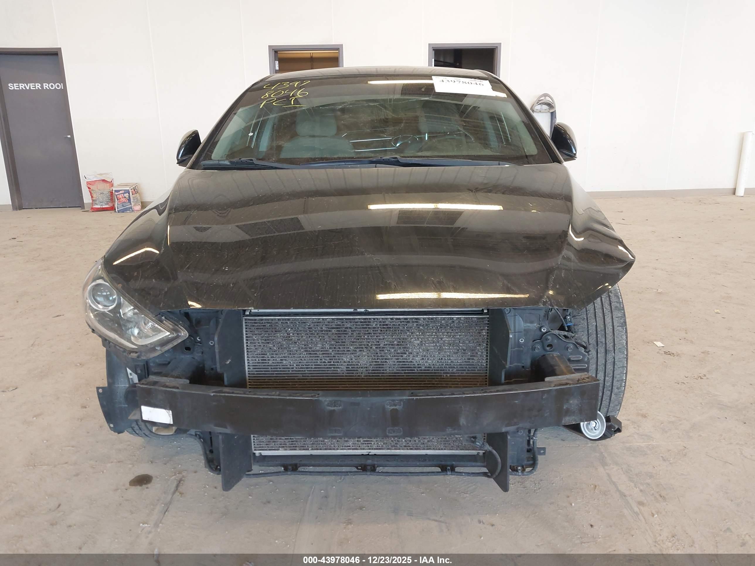 HYUNDAI ELANTRA image 6