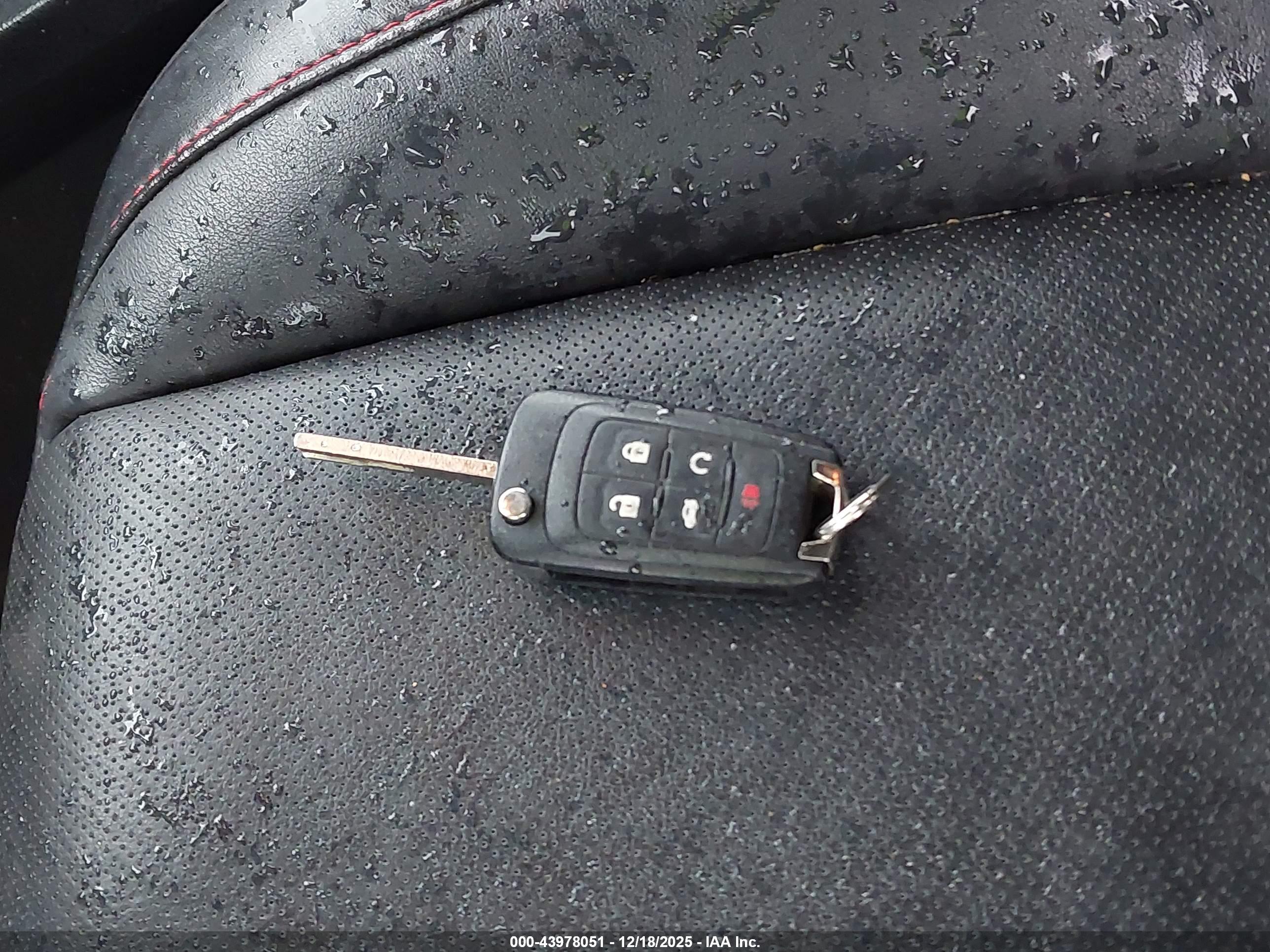 CHEVROLET EQUINOX image 11