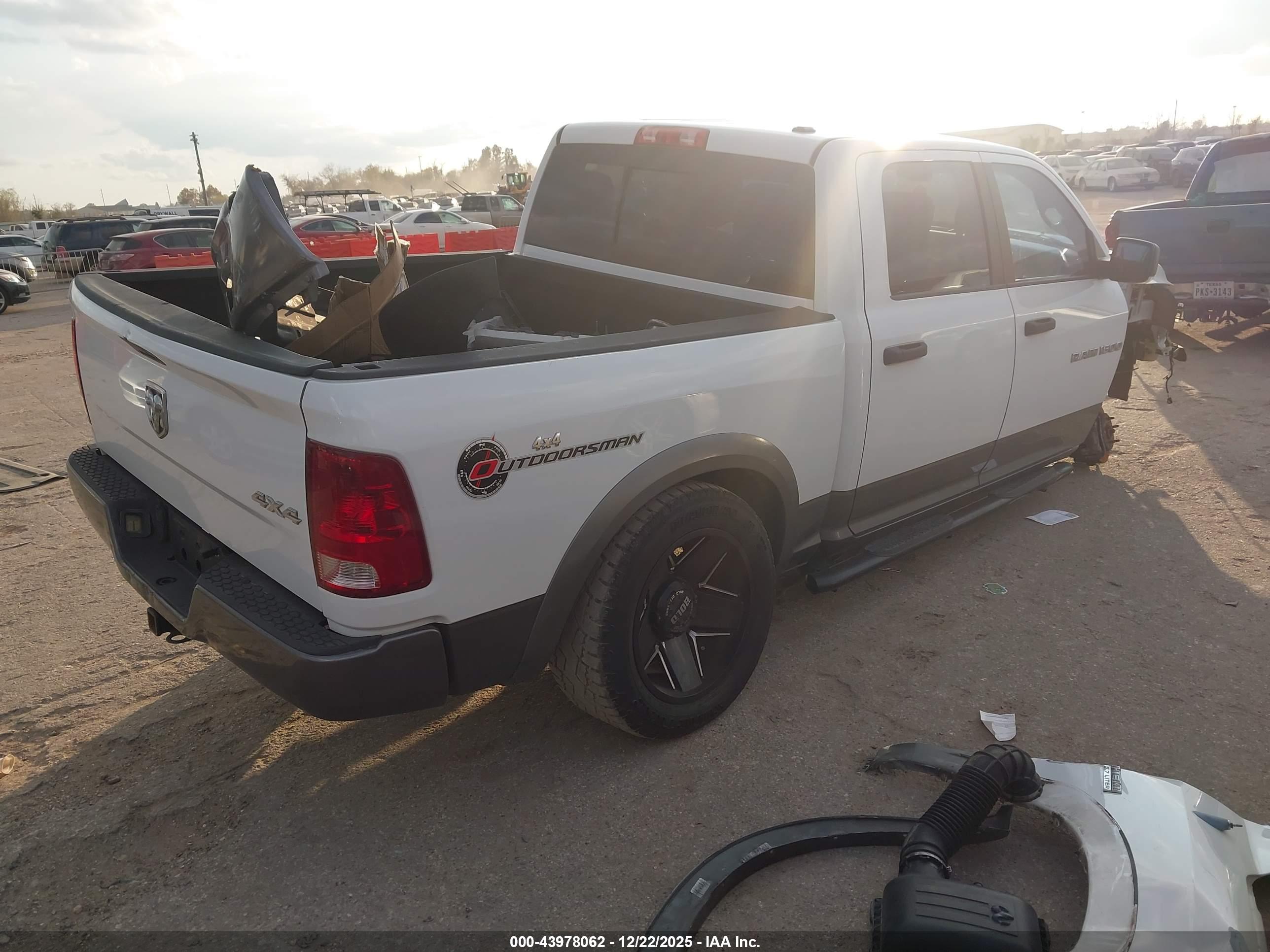 DODGE RAM image 4