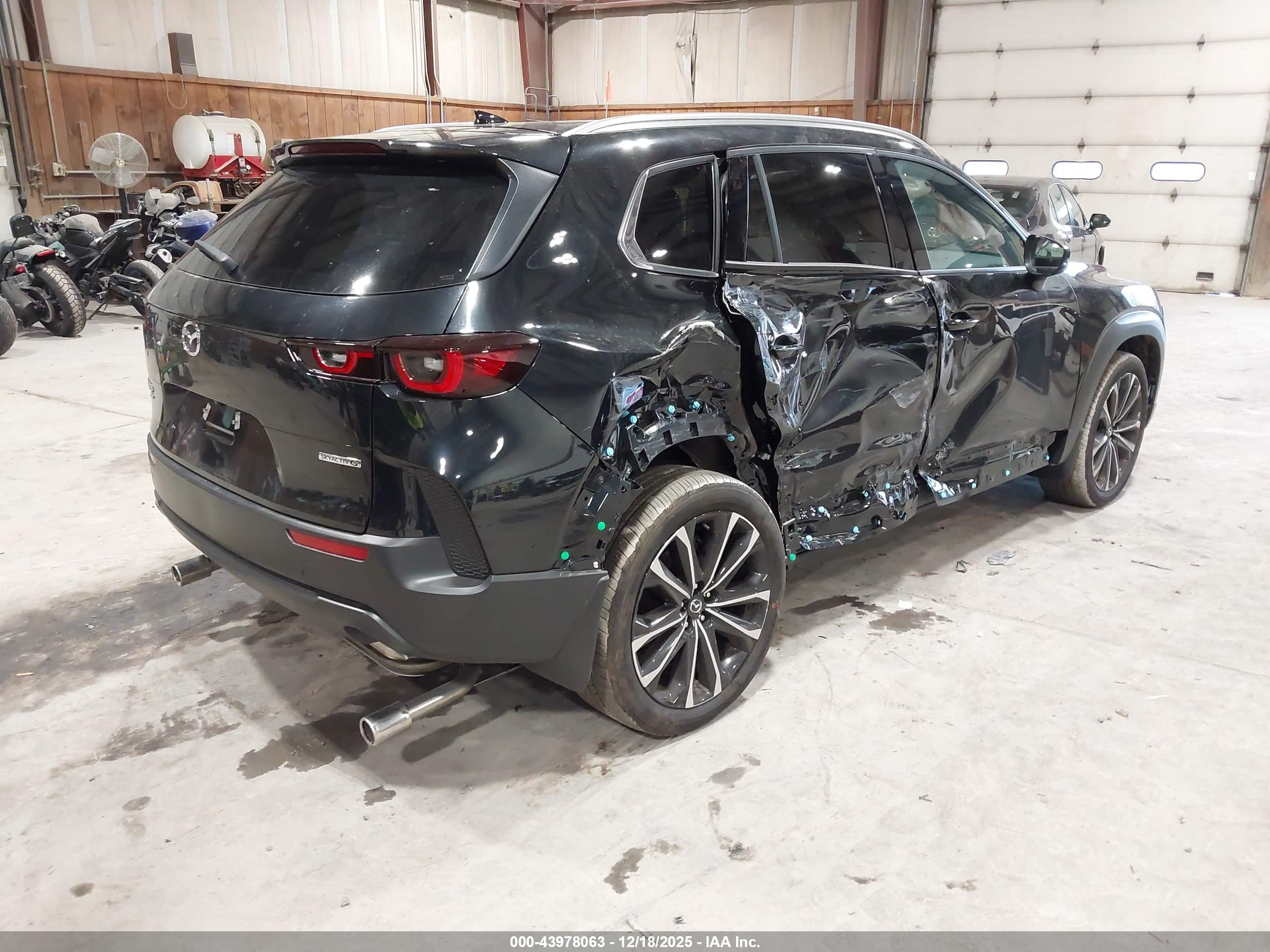 MAZDA CX-50 image 4