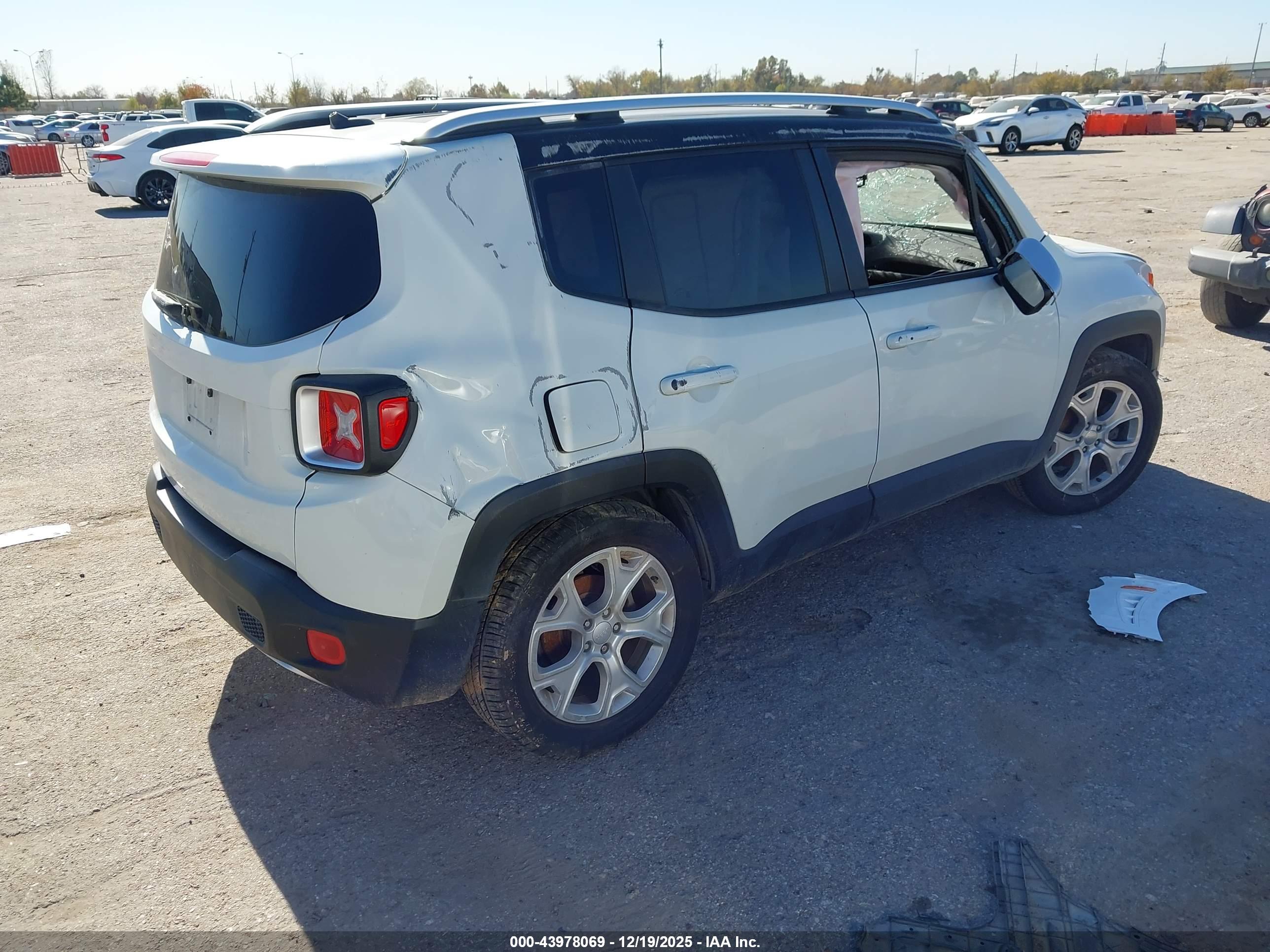 JEEP RENEGADE image 4