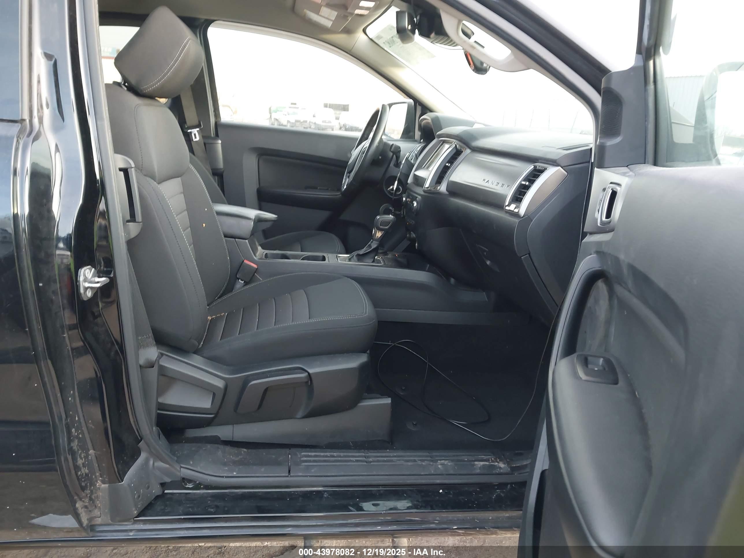 FORD RANGER image 5