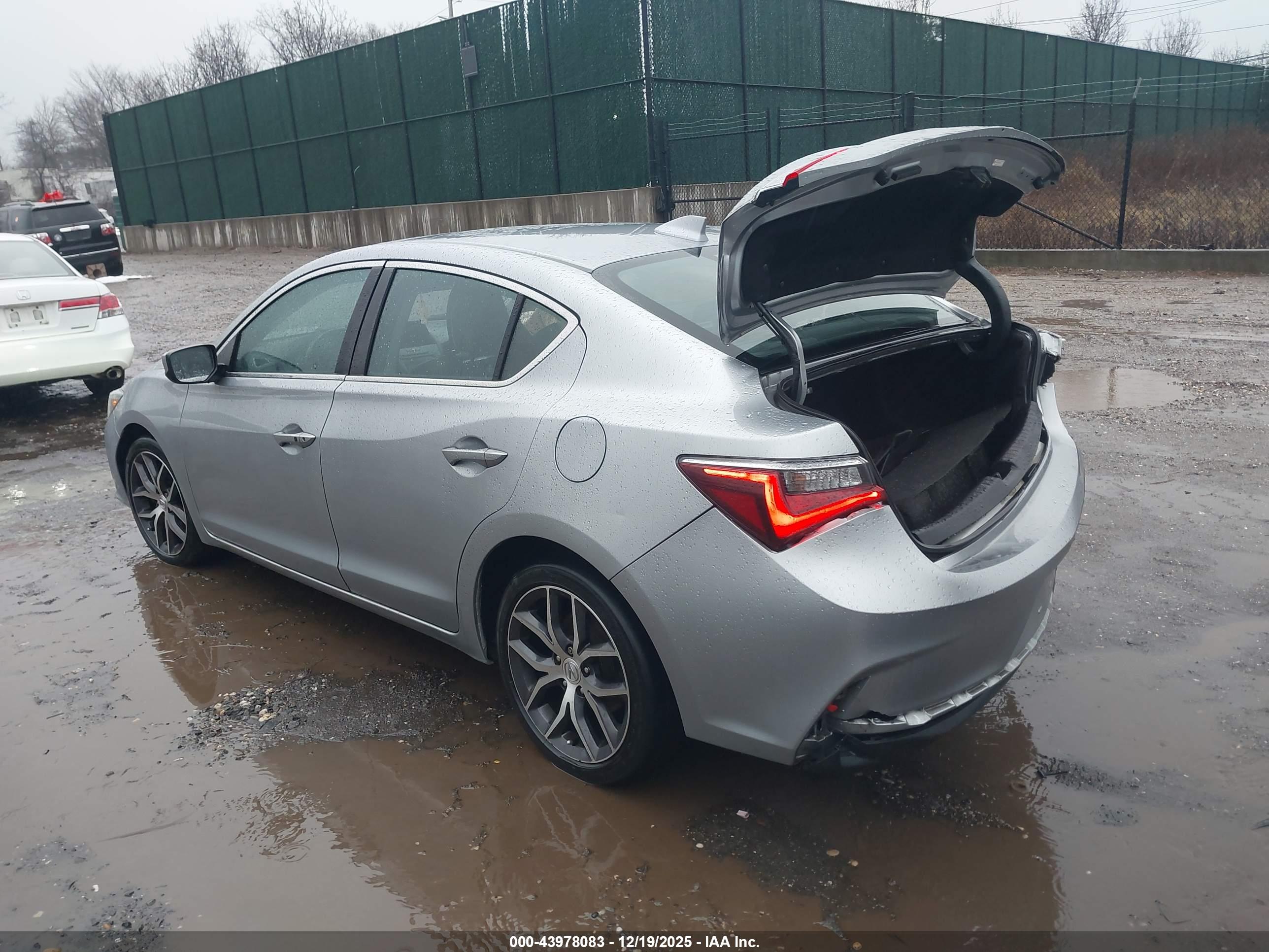 ACURA ILX image 3
