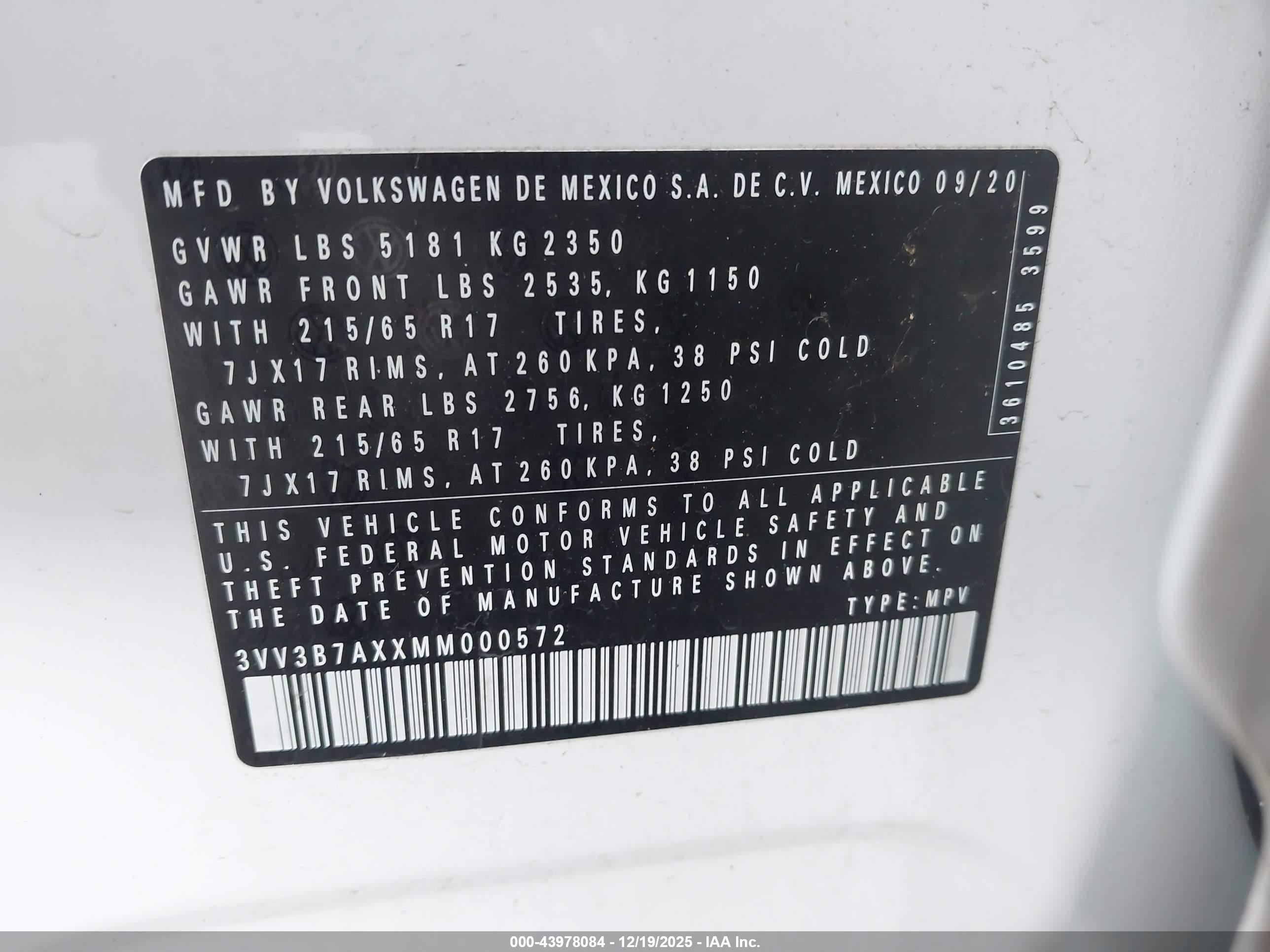 VOLKSWAGEN TIGUAN image 9