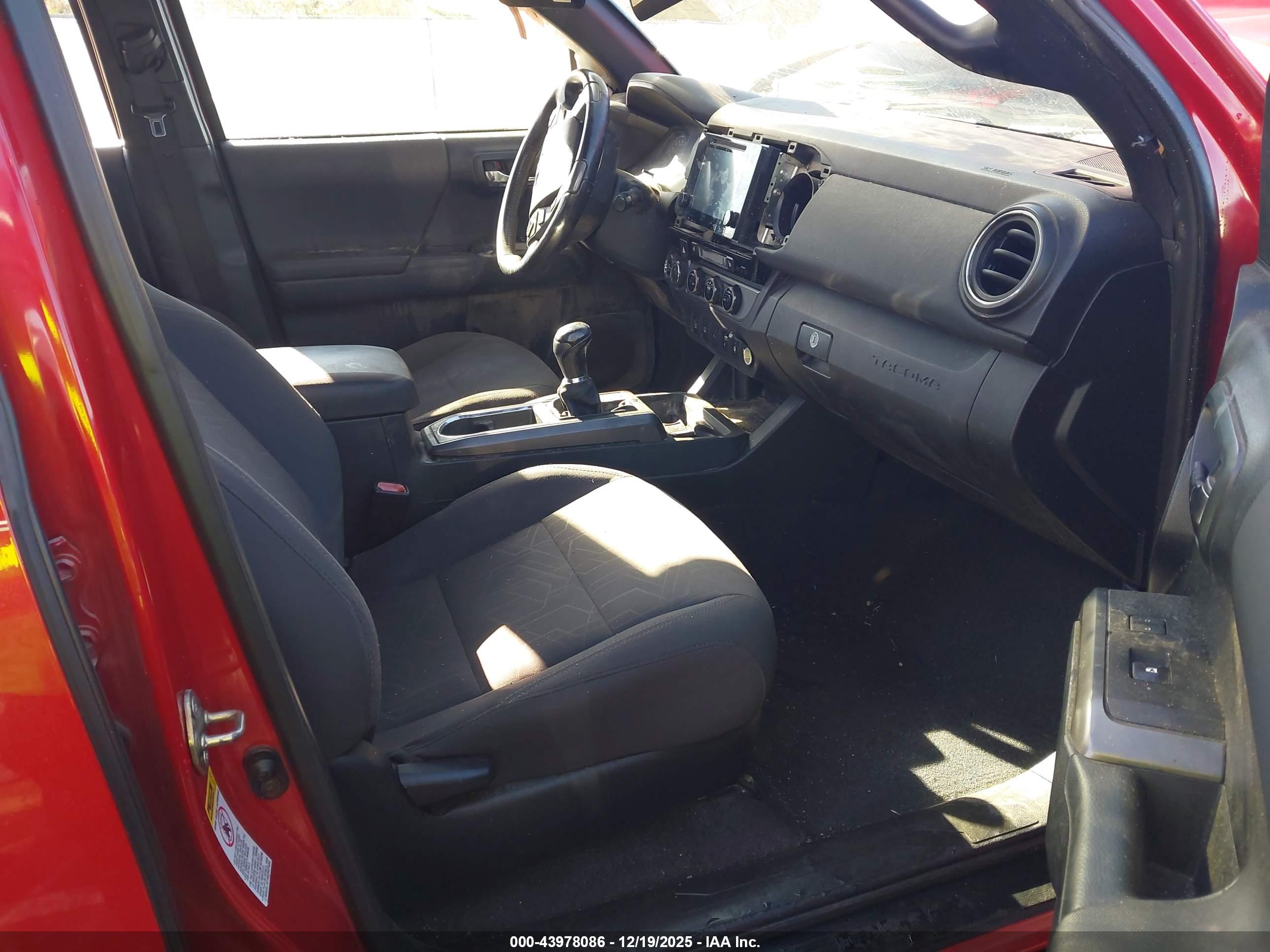 TOYOTA TACOMA image 5