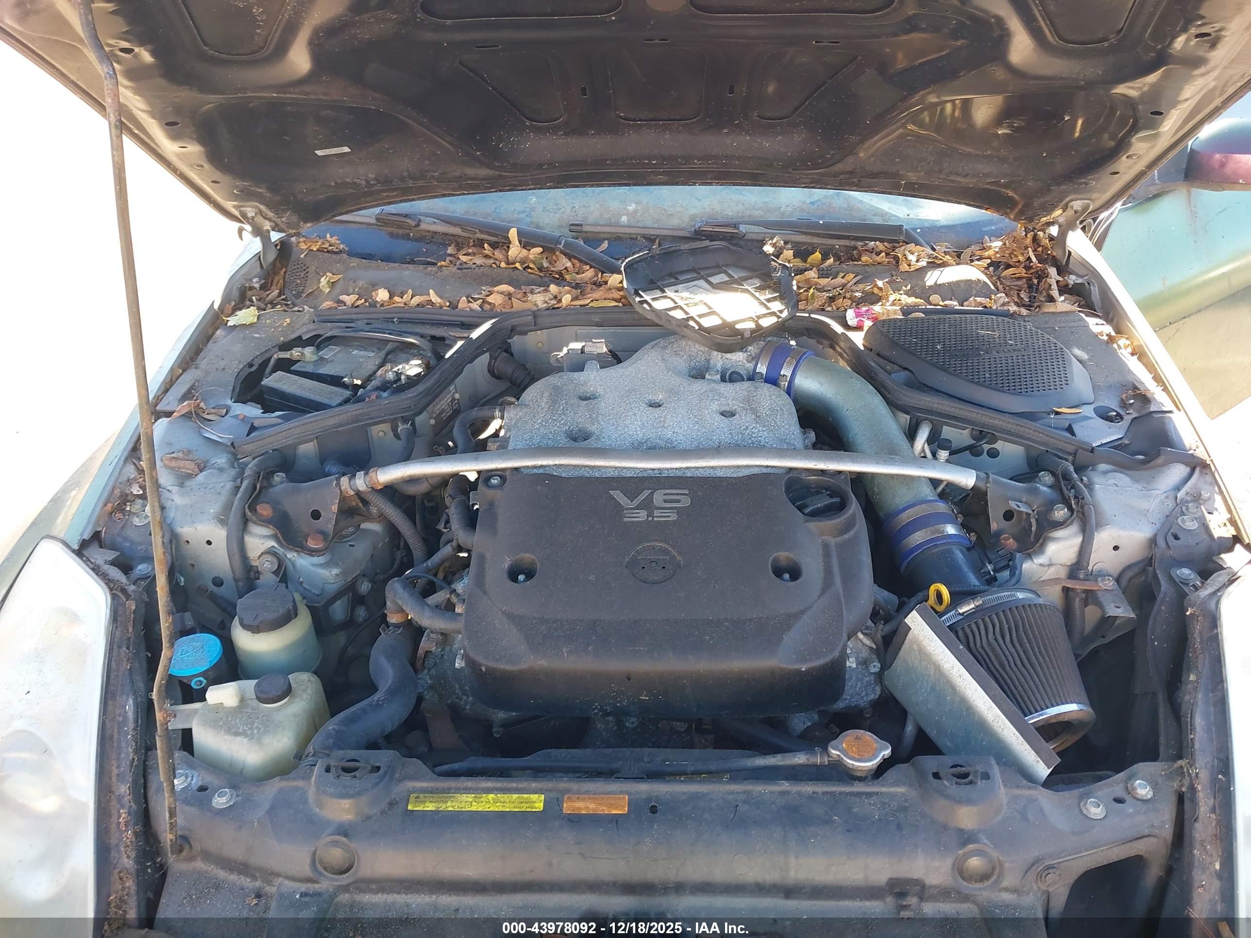 NISSAN 350Z image 10