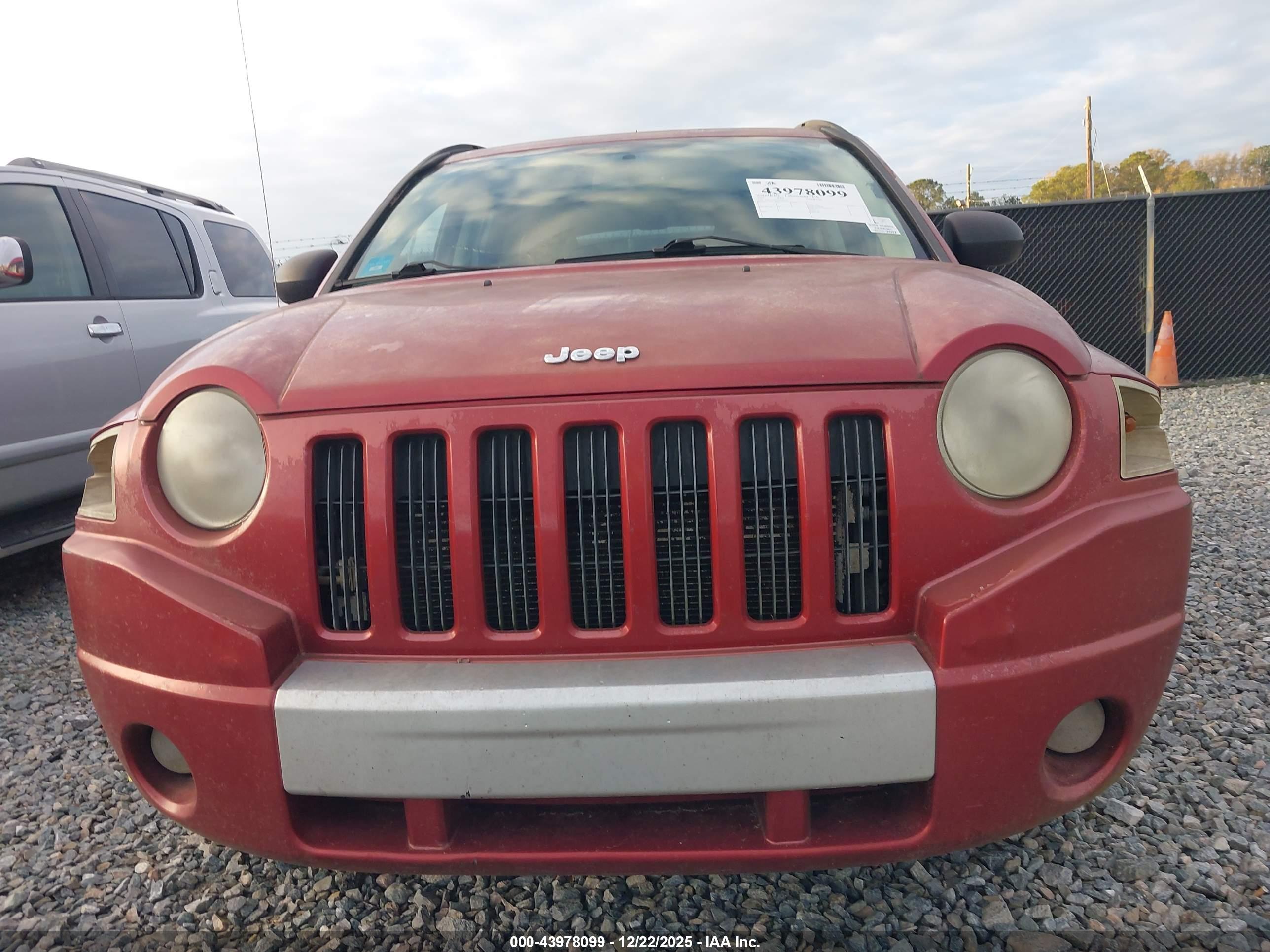 JEEP COMPASS image 6