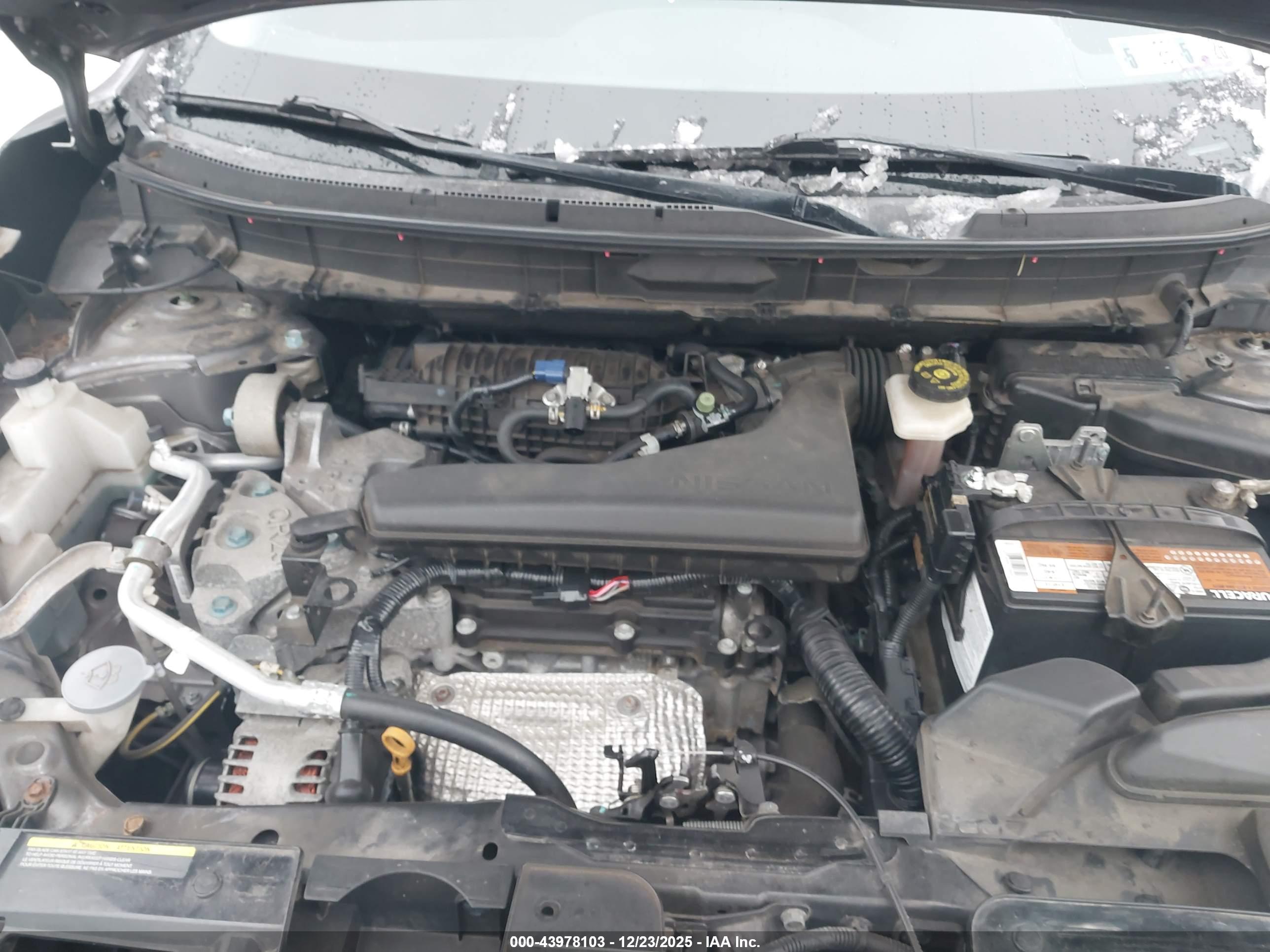 NISSAN ROGUE image 10