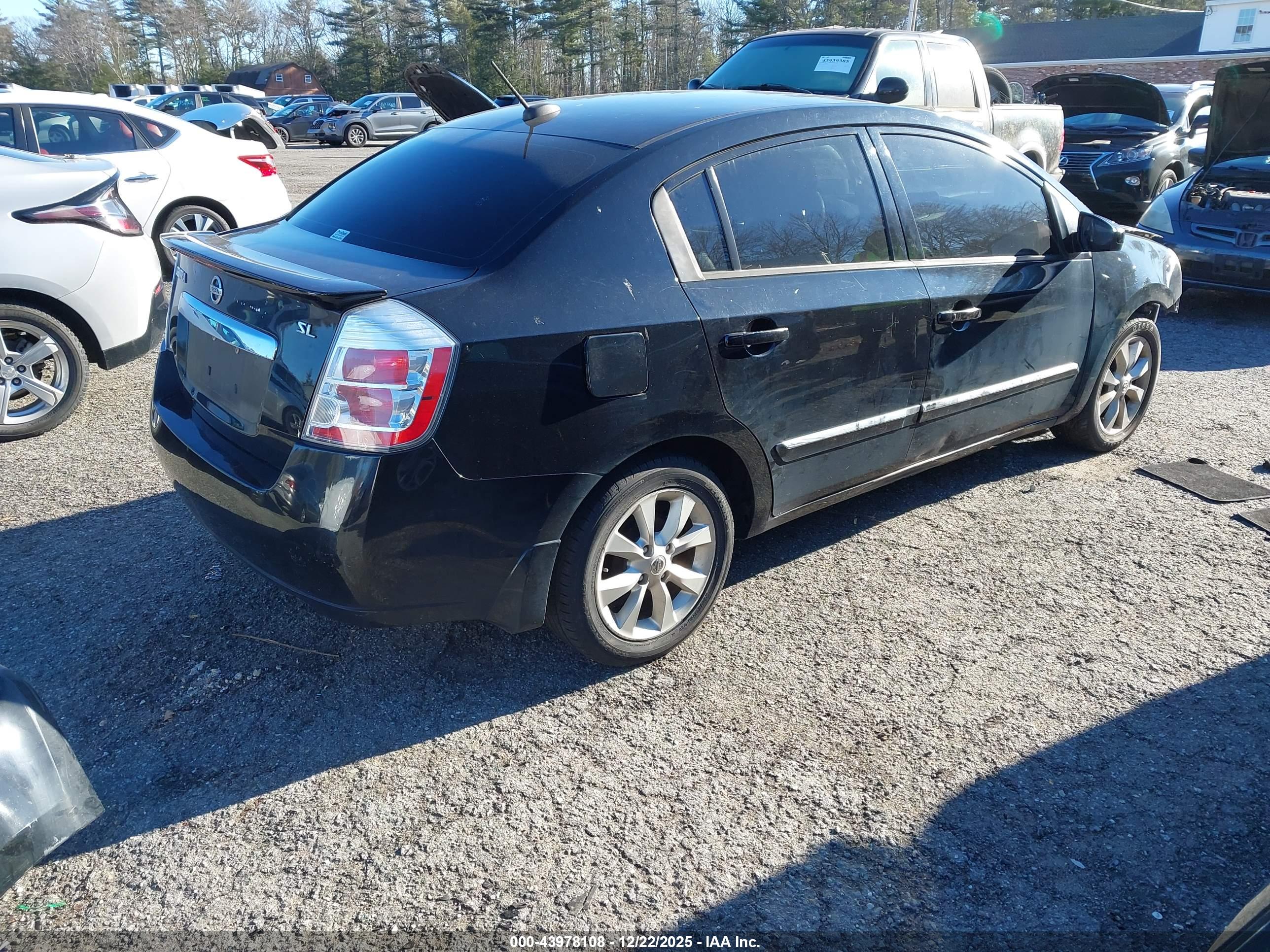 NISSAN SENTRA image 4