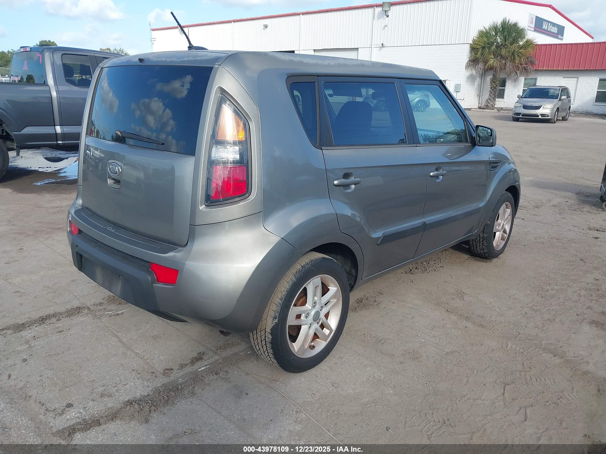 KIA SOUL image 4