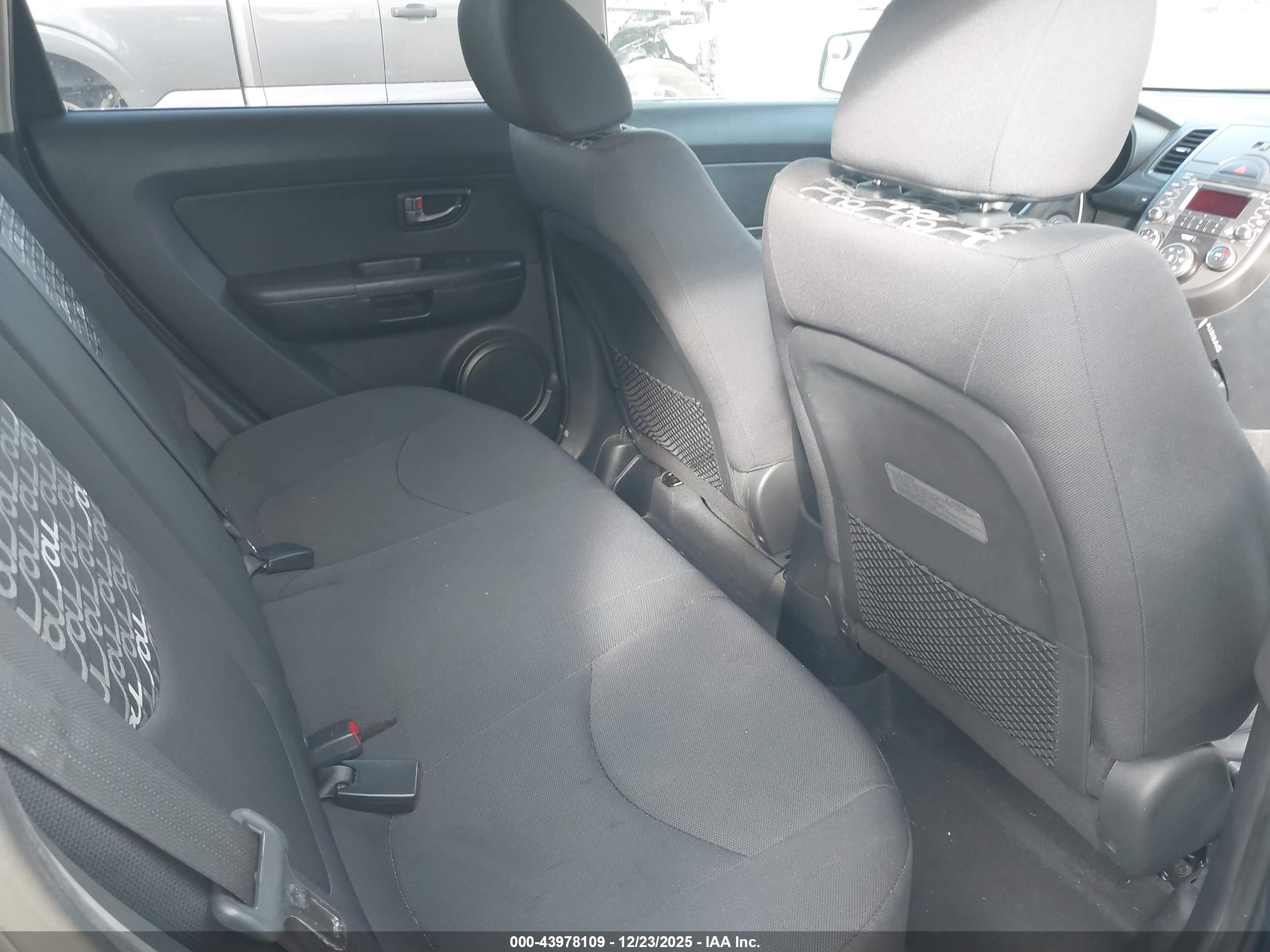 KIA SOUL image 8