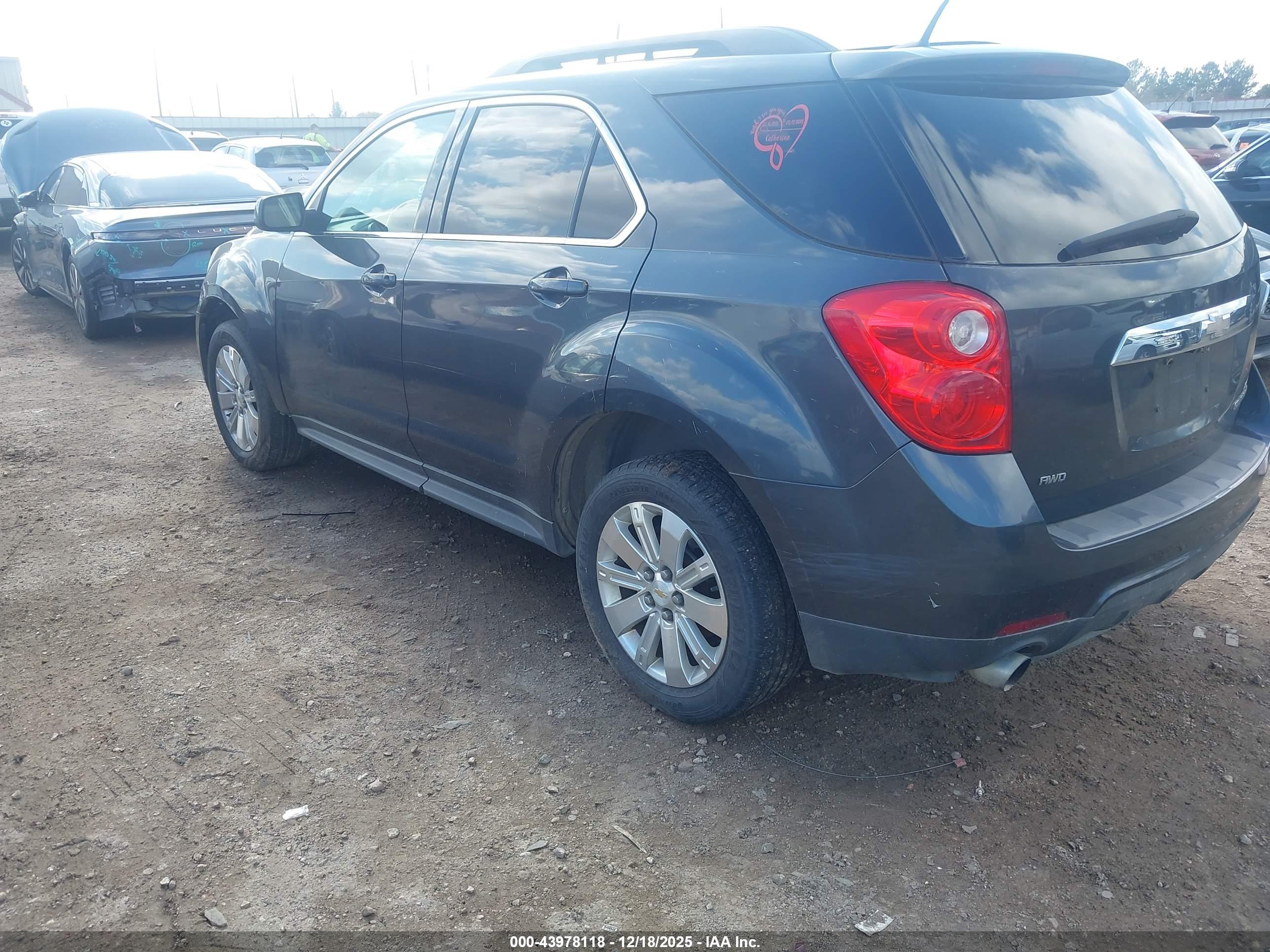 CHEVROLET EQUINOX image 3