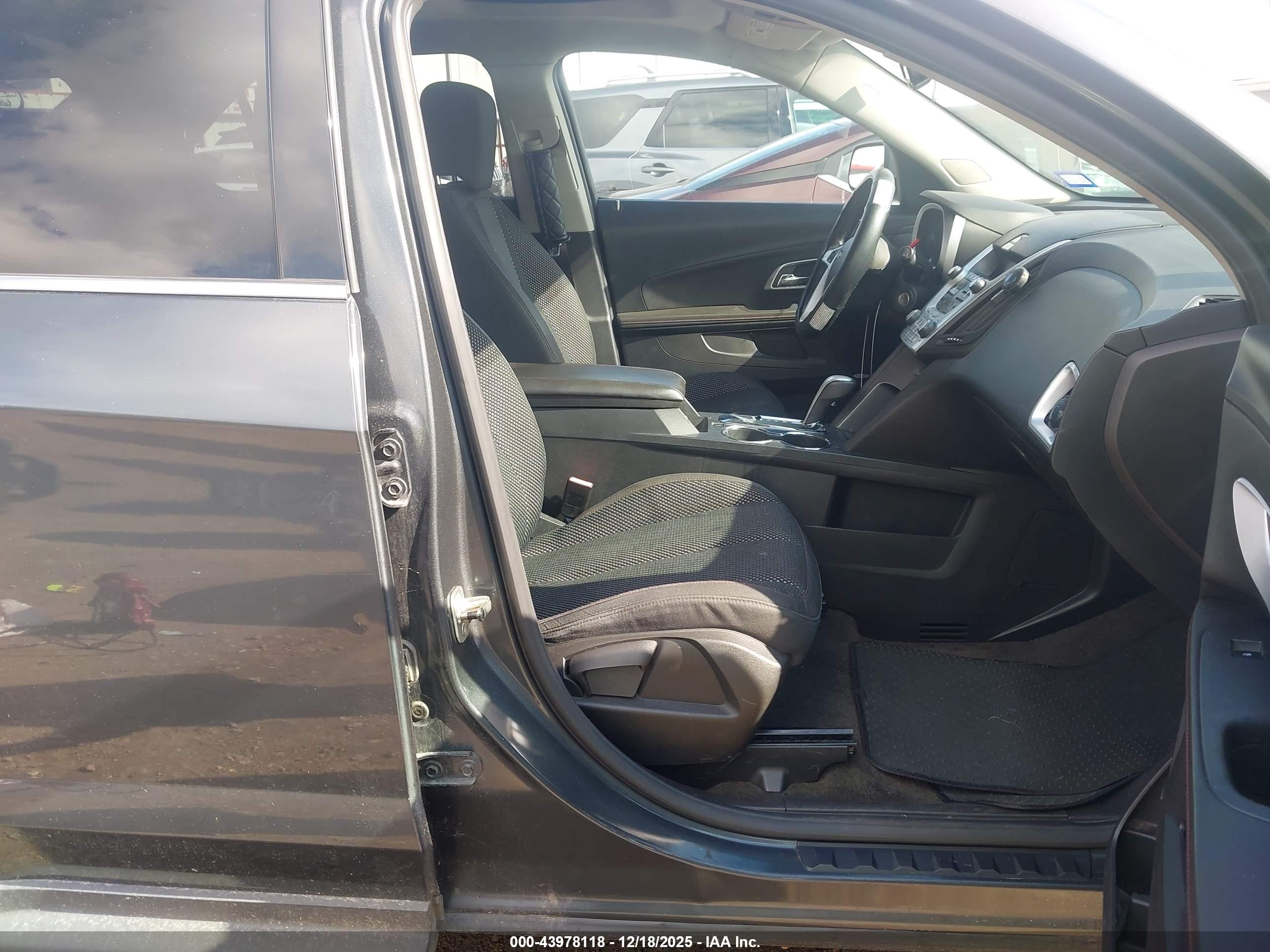 CHEVROLET EQUINOX image 5